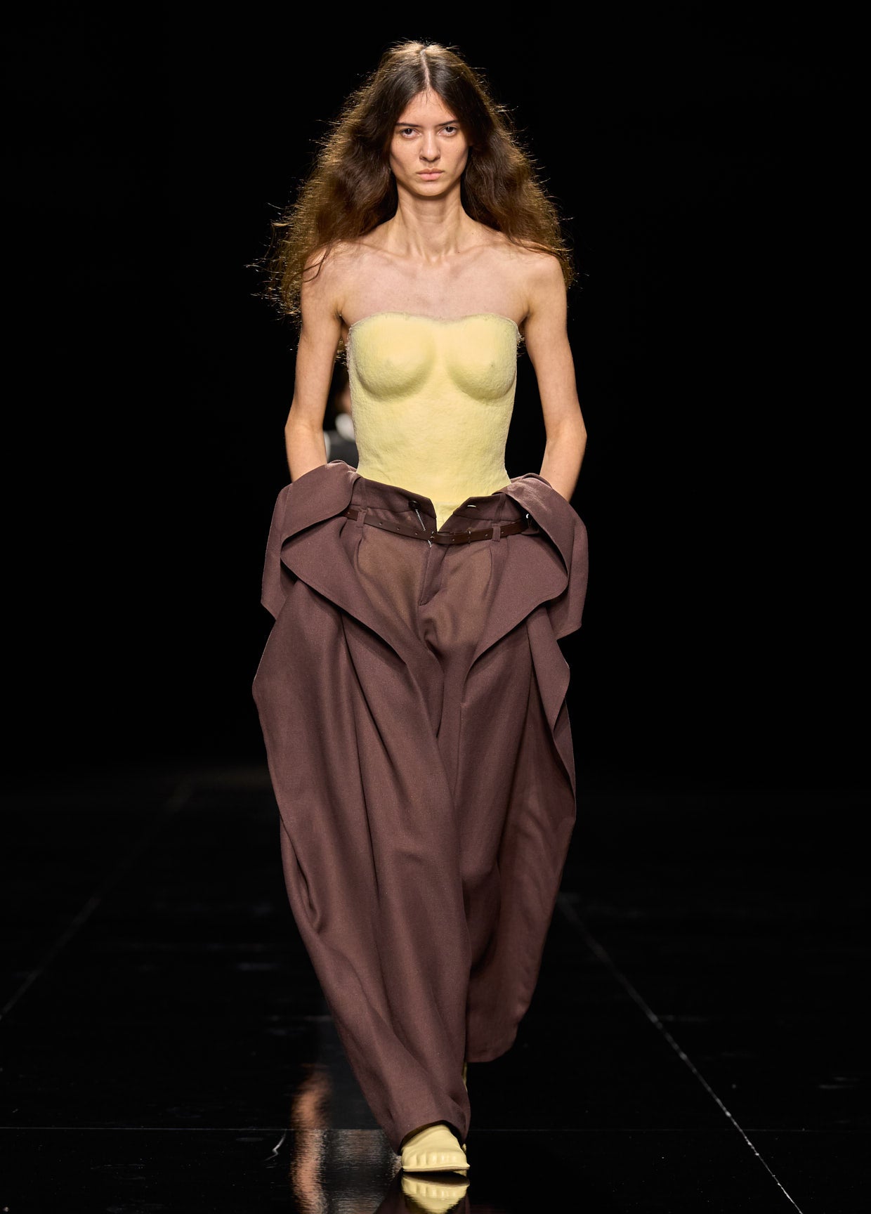 ISSEY MIYAKE コレクション SPRING SUMMER 2027 – isseymiyake.com