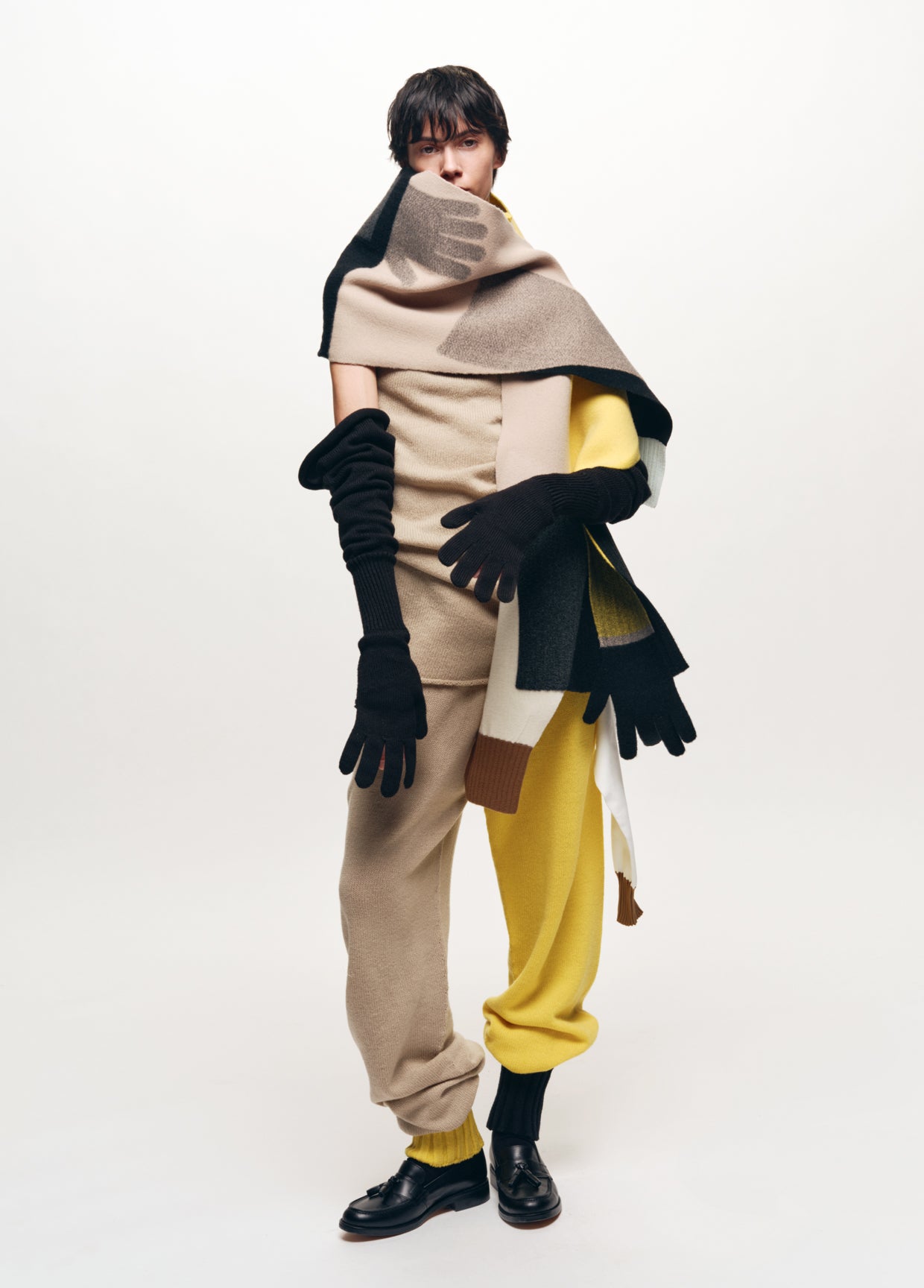 ISSEY MIYAKE LOOK 38