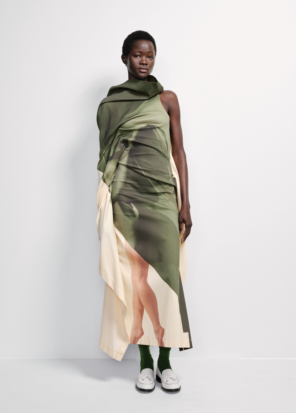 ISSEY MIYAKE ルック – isseymiyake.com