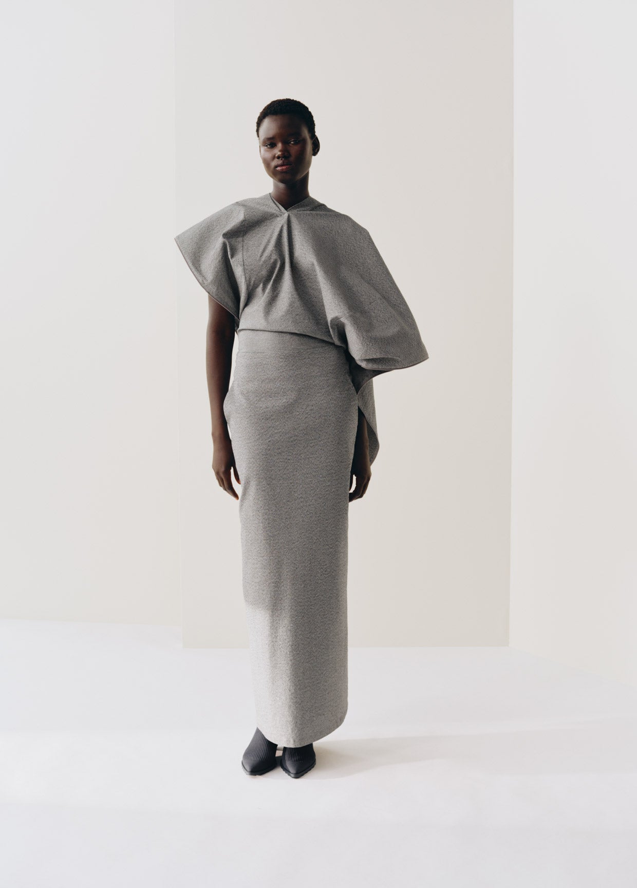 ISSEY MIYAKE ルック – isseymiyake.com