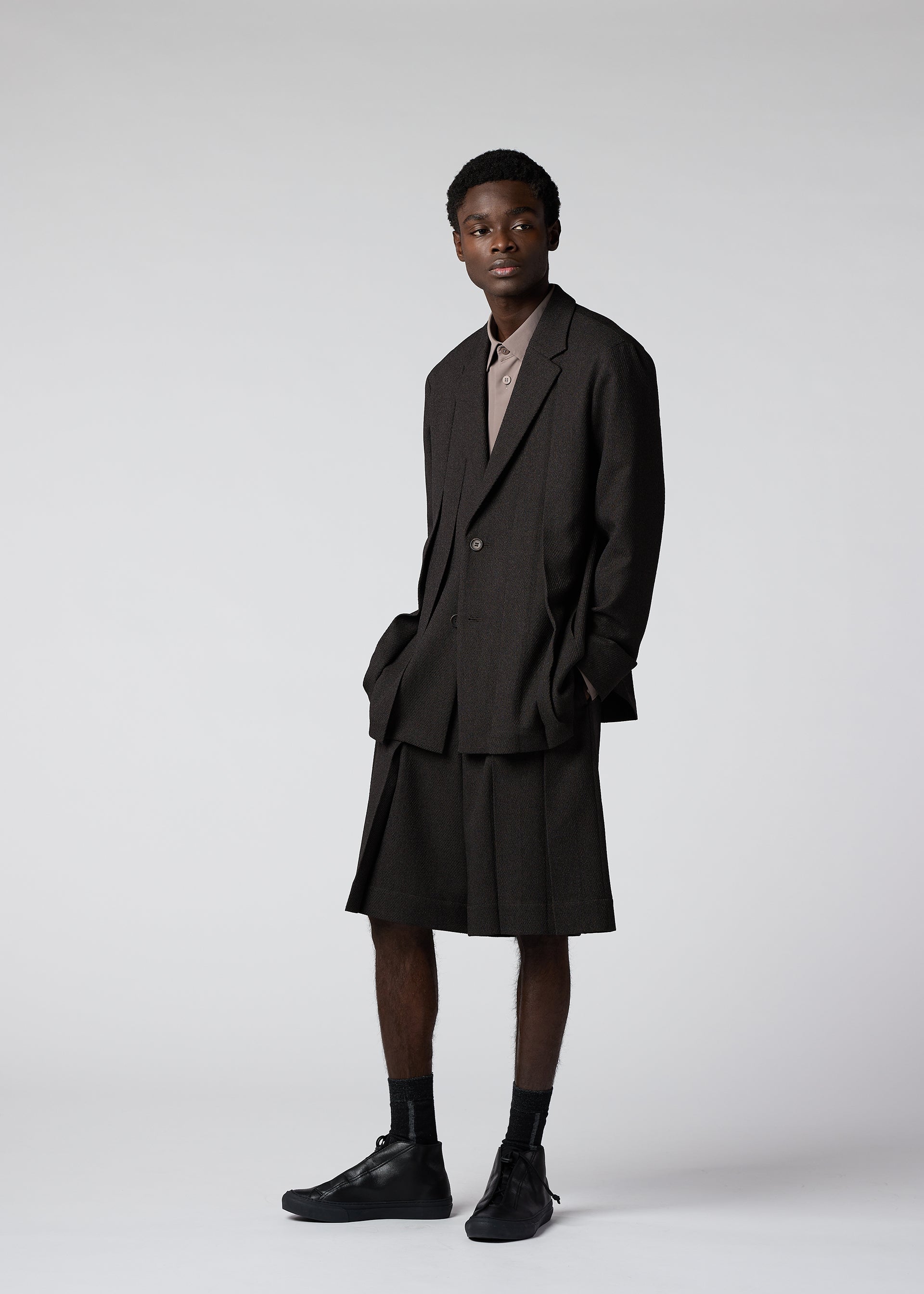 WOOL LIKE TWEED – isseymiyake.com