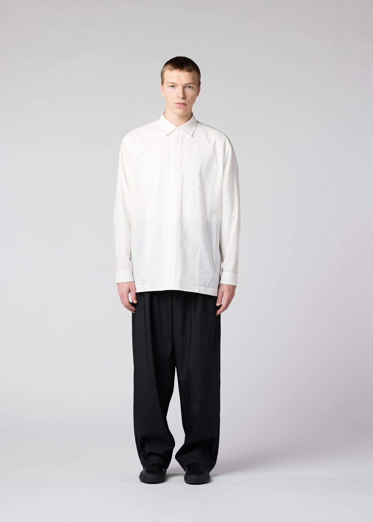 WHITE SHIRT、メンズ_トップス_シャツ、着用画像1