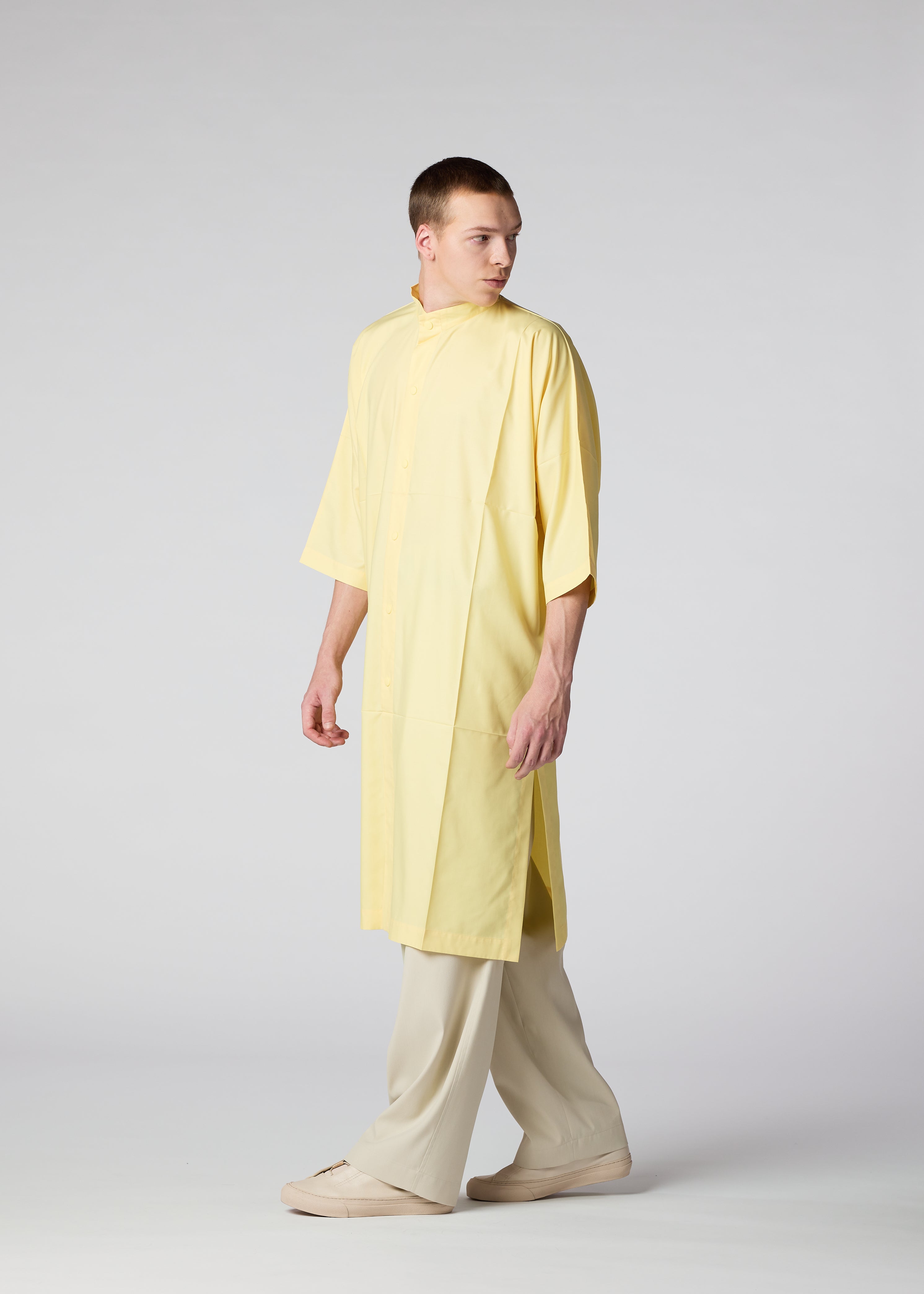 me ISSEY MIYAKE◆７分袖カットソー/--/ポリエステル/YLW/無地/MI13FK361// me ISSEY MIYAKE(ミーイッセイミヤケ) / 7分袖カットソー