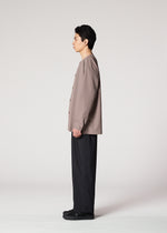 PLEATS SHIRT、メンズ_トップス_シャツ、着用画像2