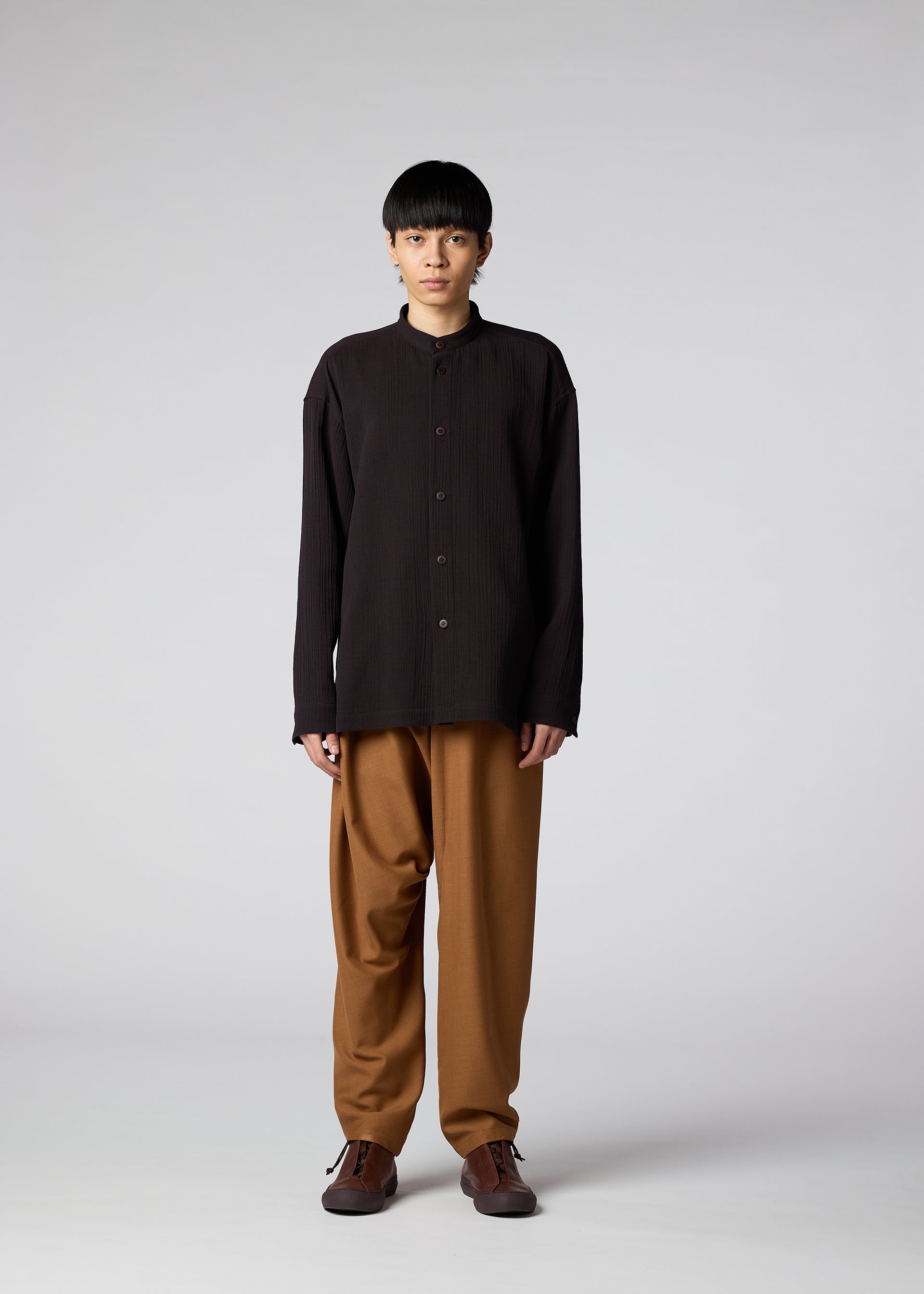 DOUBLE WEAVE CREPE、メンズ_トップス_シャツ、着用画像1