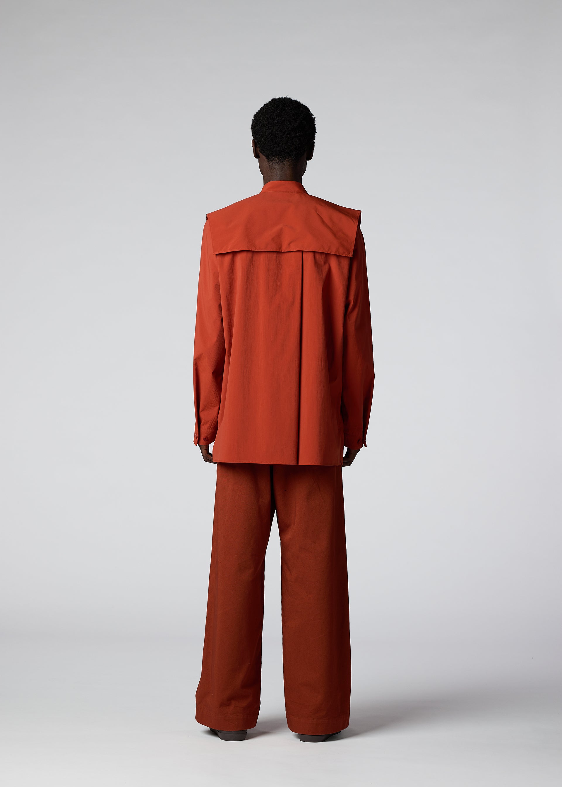 WALL SHIRT – isseymiyake.com