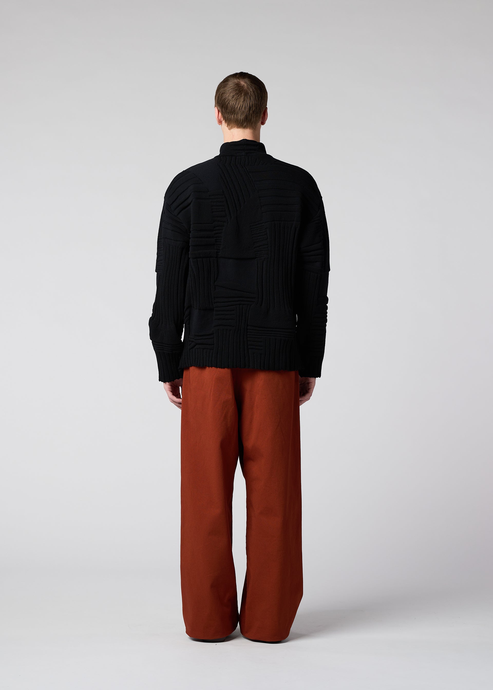 DEKOBOKO KNIT – isseymiyake.com