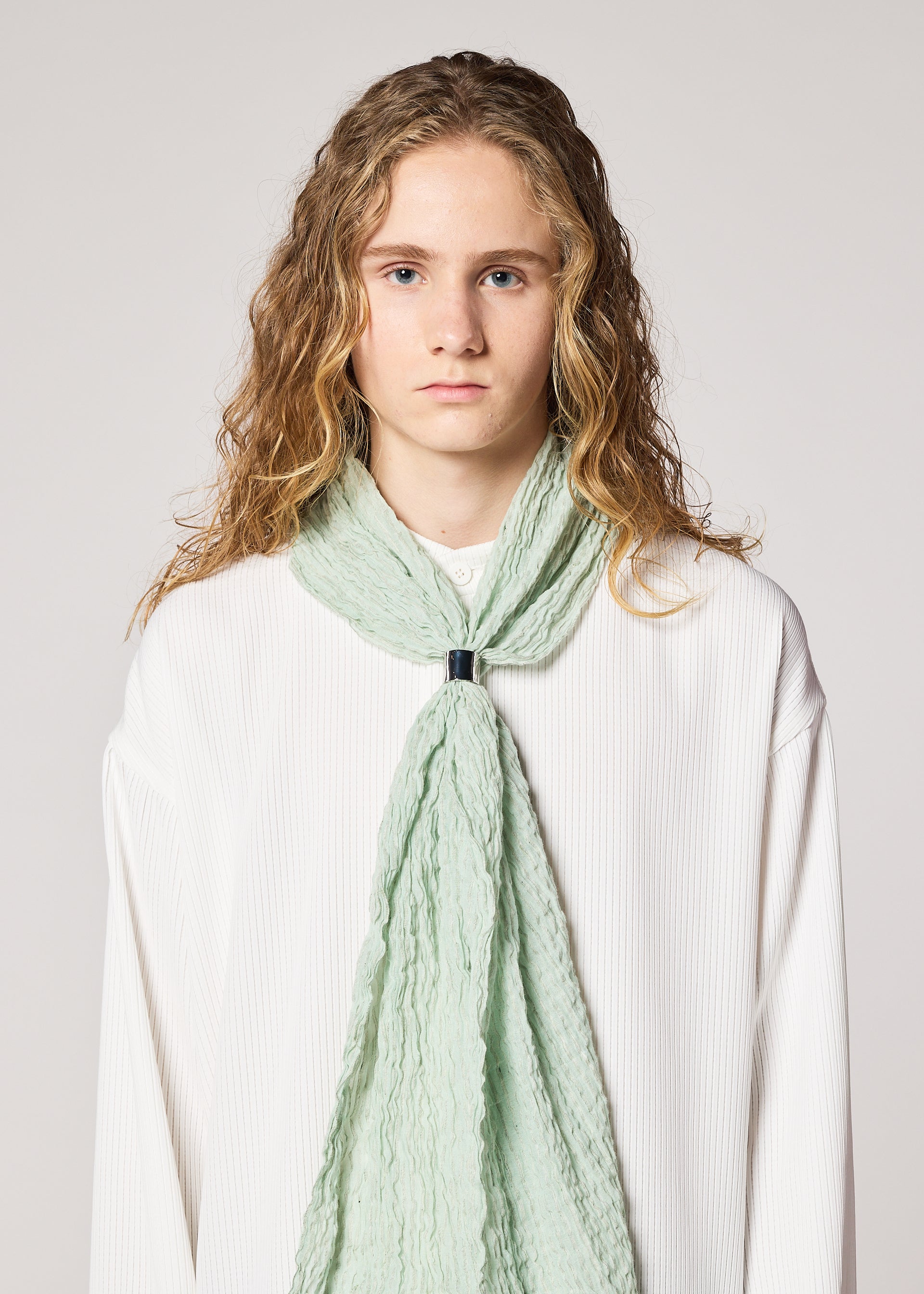ISSEY MIYAKE MEN ストール SHRINK BORDER STOLE – isseymiyake.com