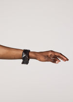 ENGRAVE BANGLE、アクセサリー&その他_アクセサリー、着用画像1