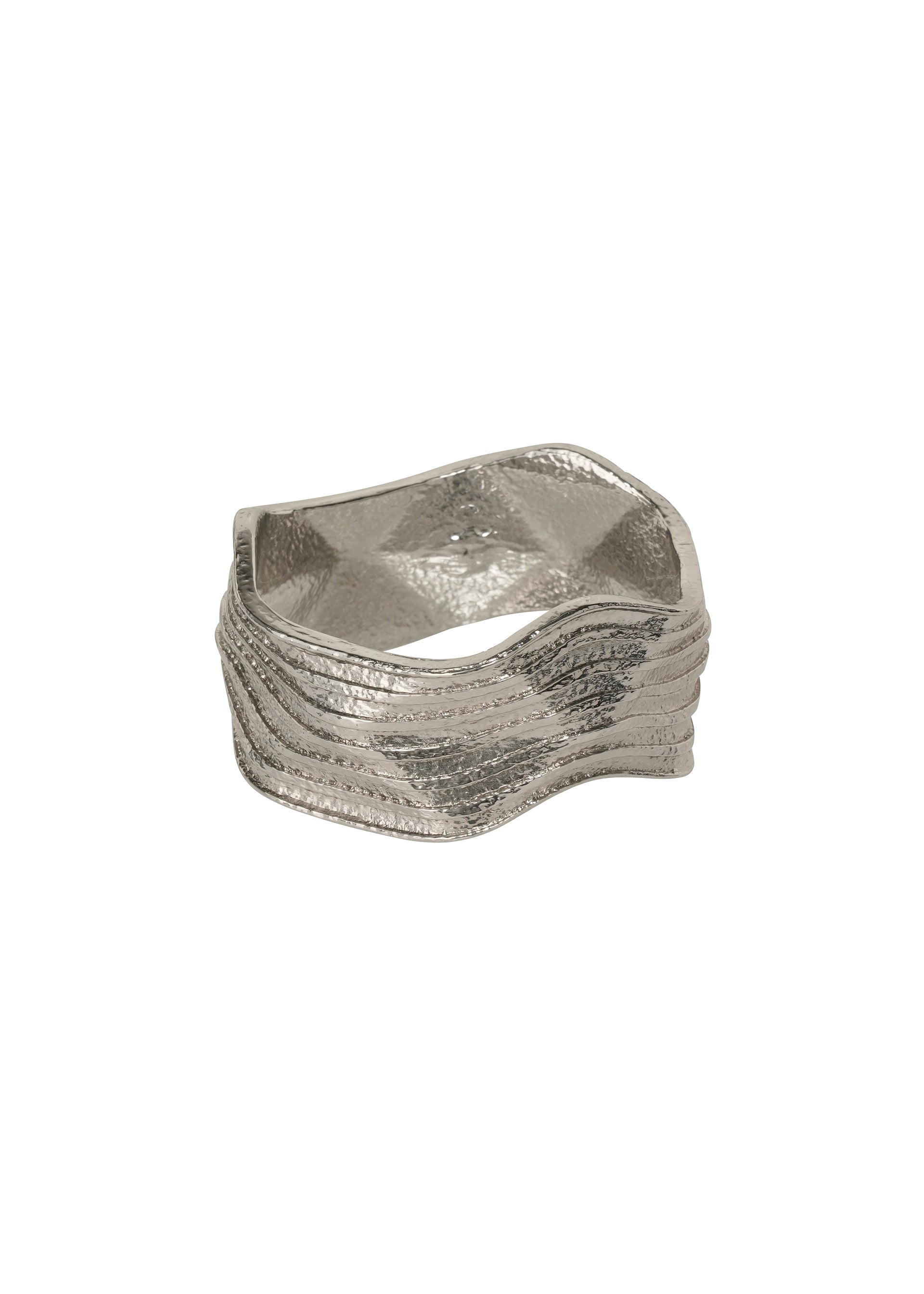 ENGRAVE BANGLE – isseymiyake.com