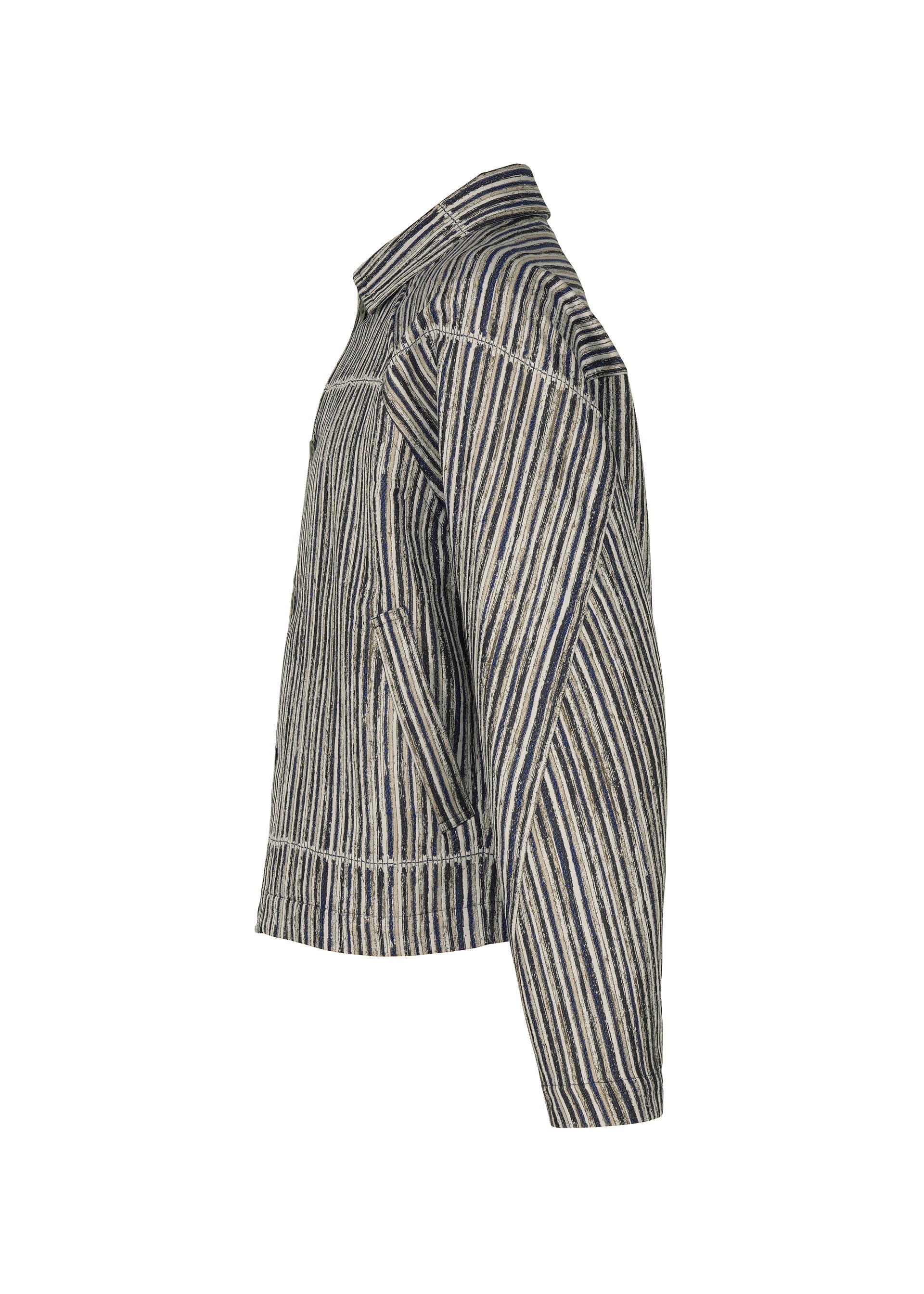 CURVINESS – isseymiyake.com
