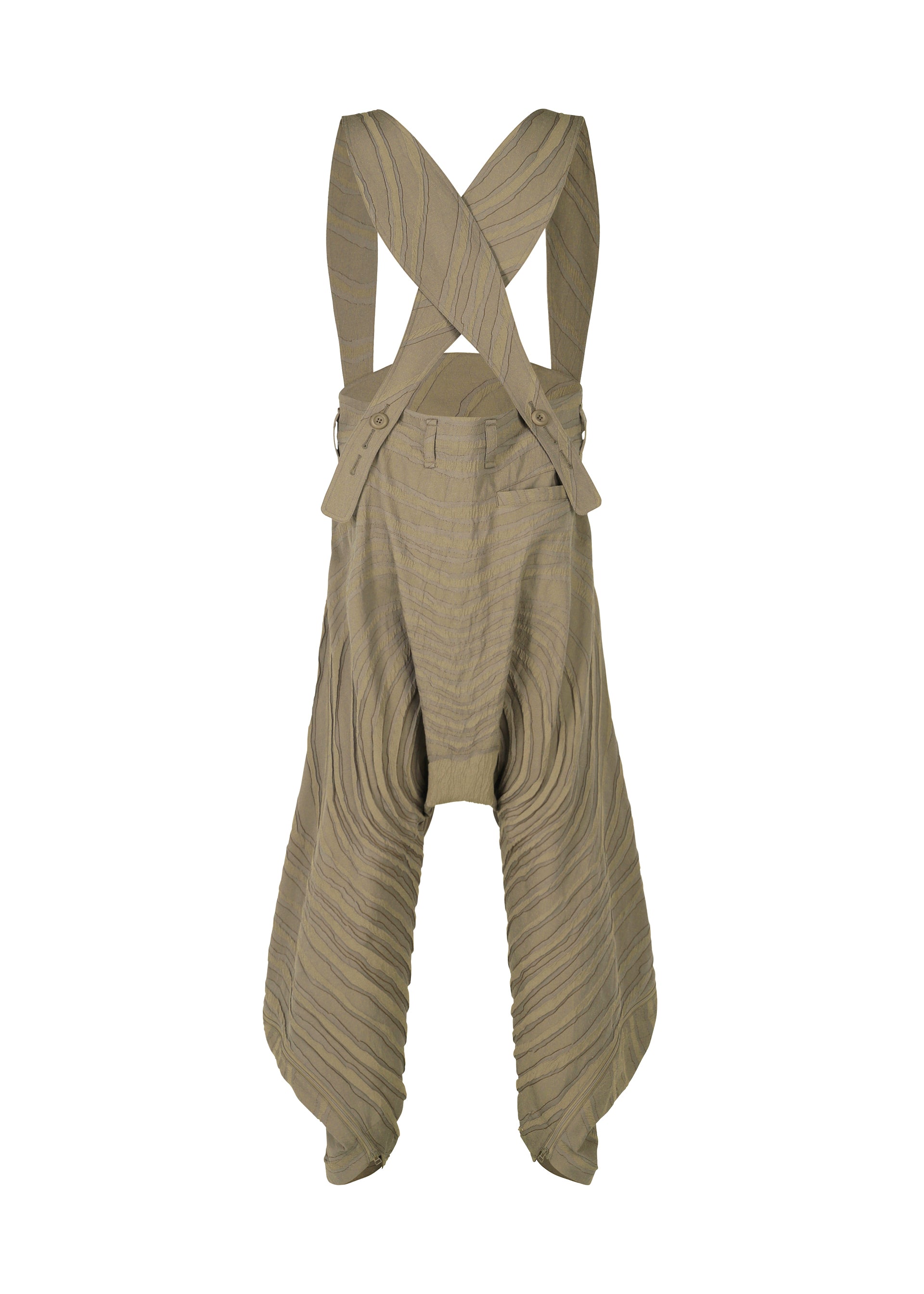 ENGRAVE – isseymiyake.com