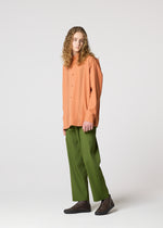 AIR PLEATS、メンズ_パンツ、着用画像4