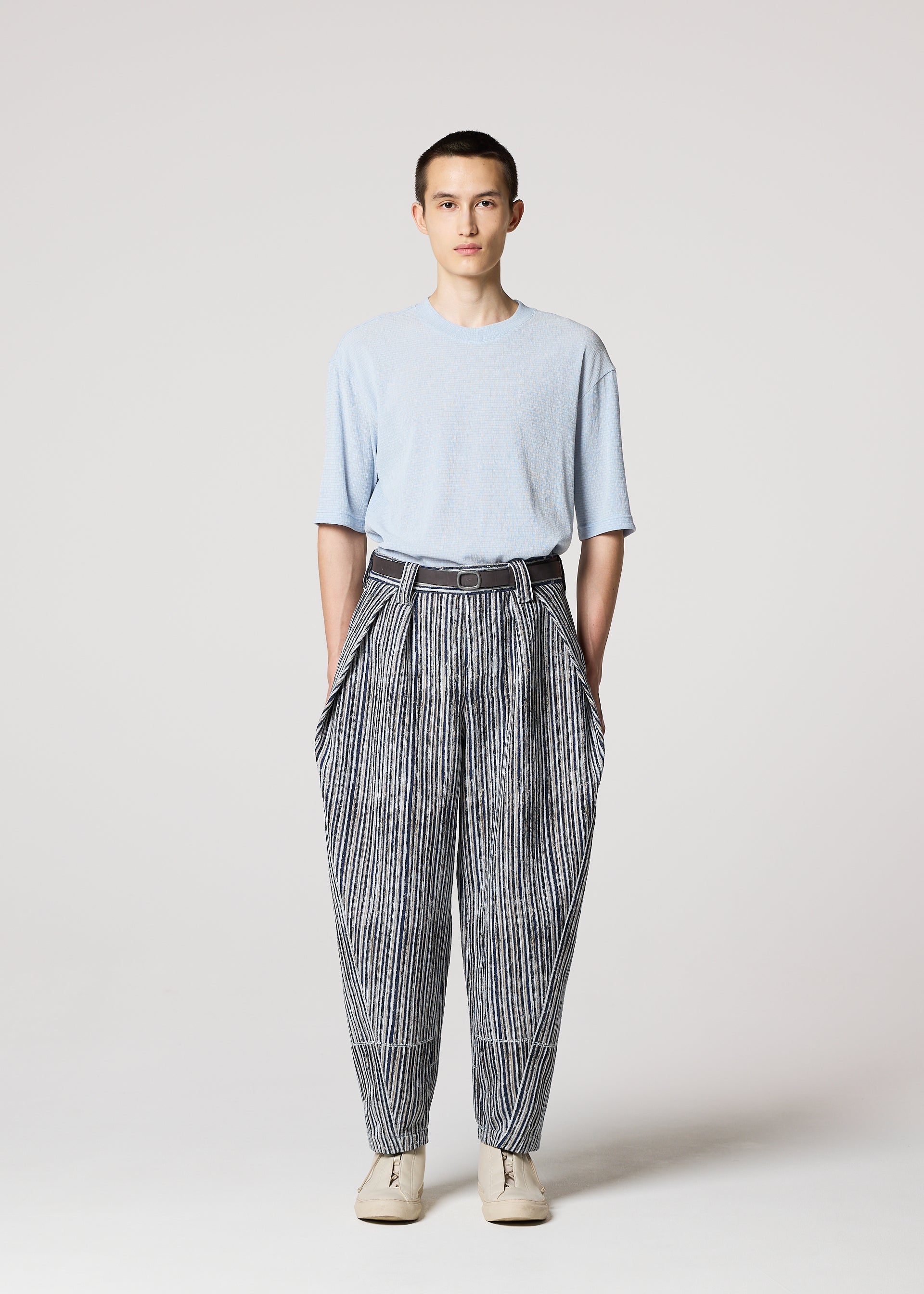メンズ／パンツ – isseymiyake.com