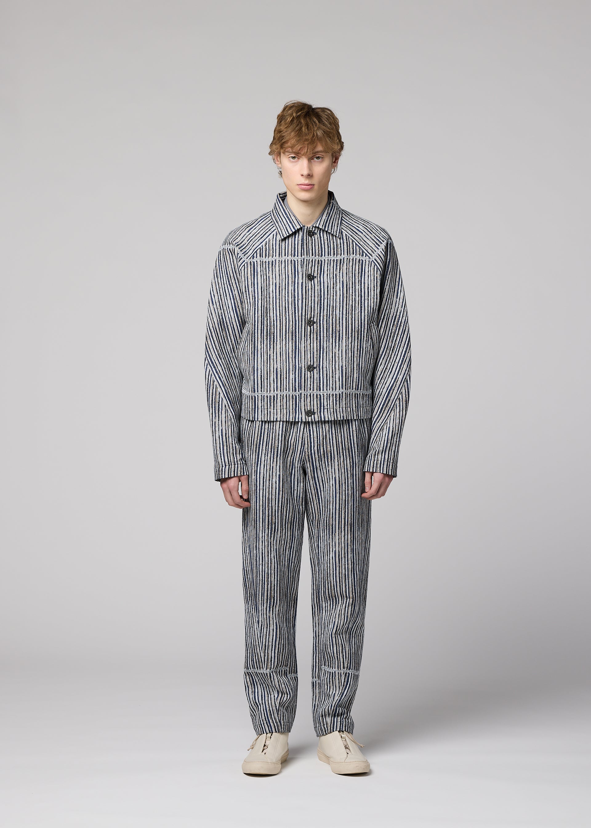 メンズ／パンツ – isseymiyake.com