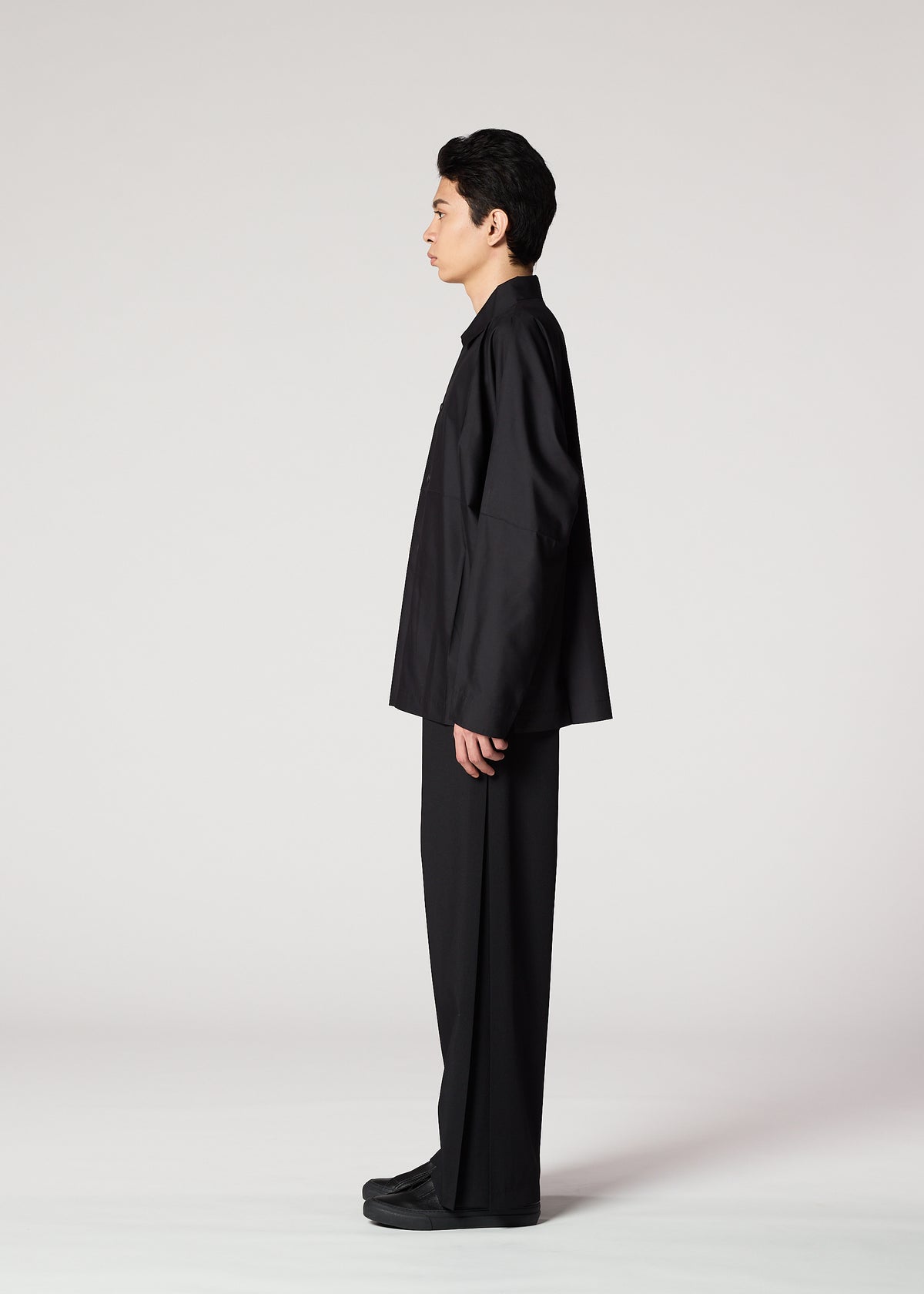 COMPACT SHIRT BLACK、メンズ_トップス_シャツ、着用画像2