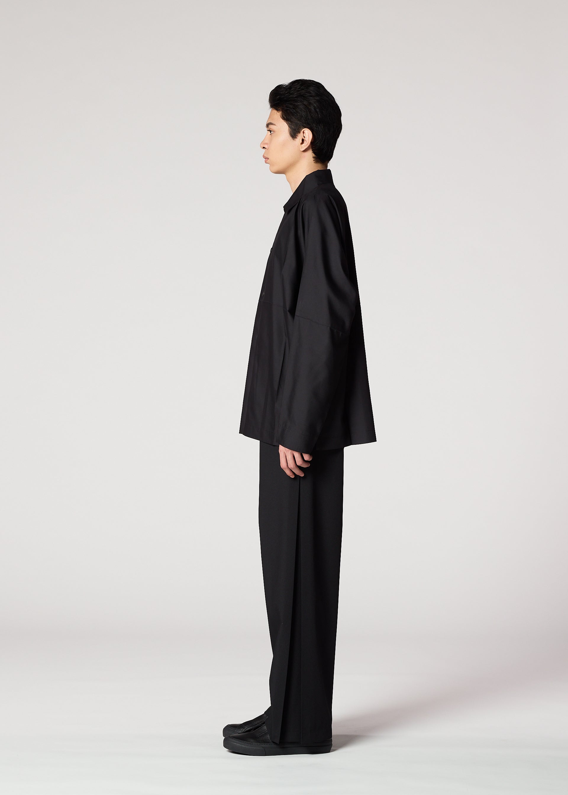 COMPACT SHIRT BLACK、メンズ_トップス_シャツ、着用画像2