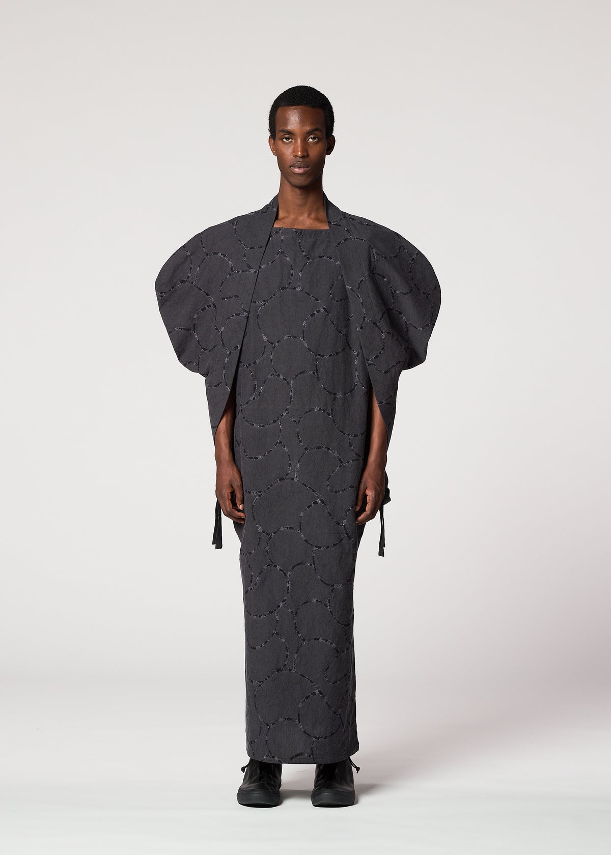 VASE JACQUARD SHIRT、メンズ_トップス_シャツ、着用画像1