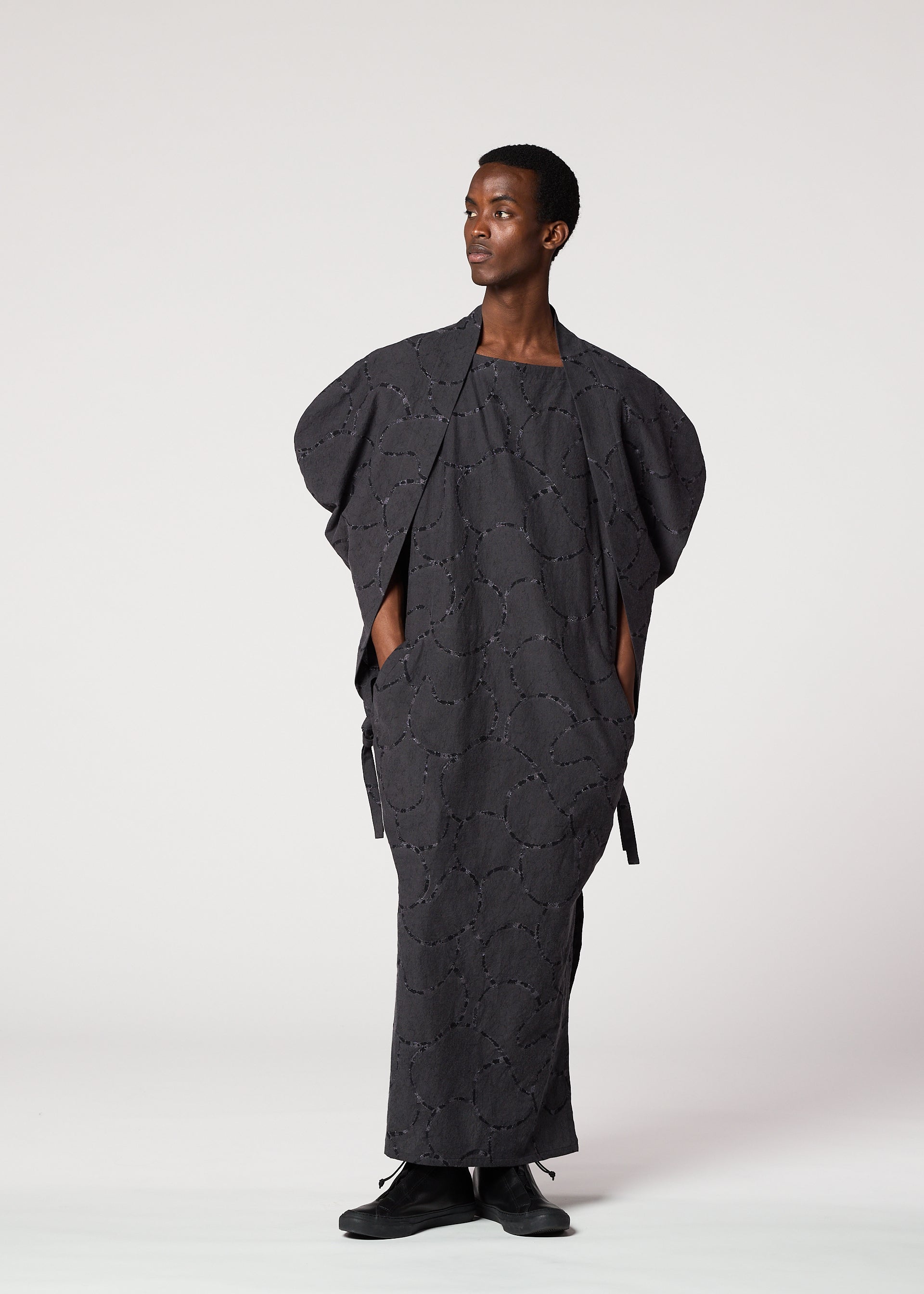 VASE JACQUARD SHIRT – isseymiyake.com