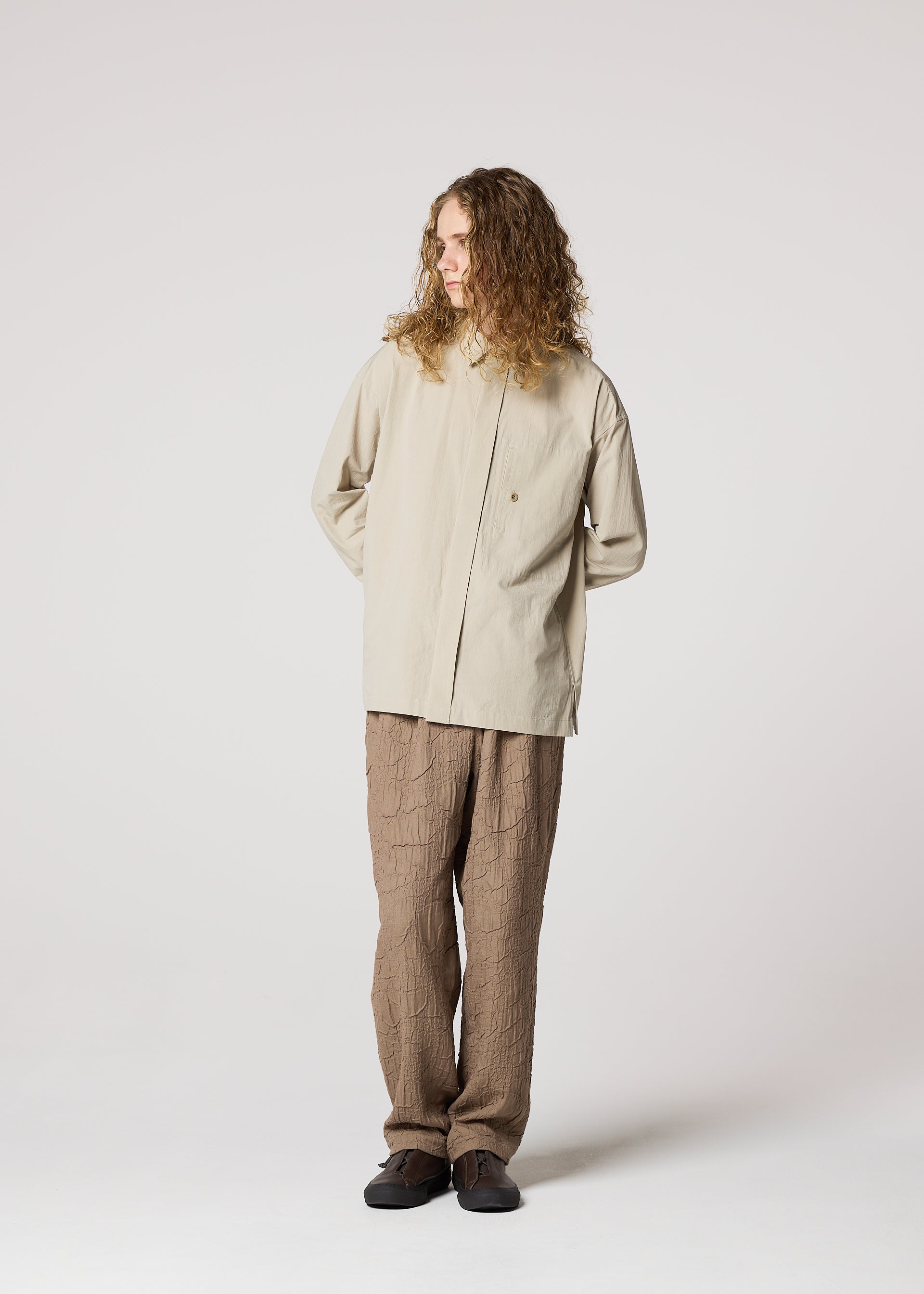 WHITE SHIRT – isseymiyake.com