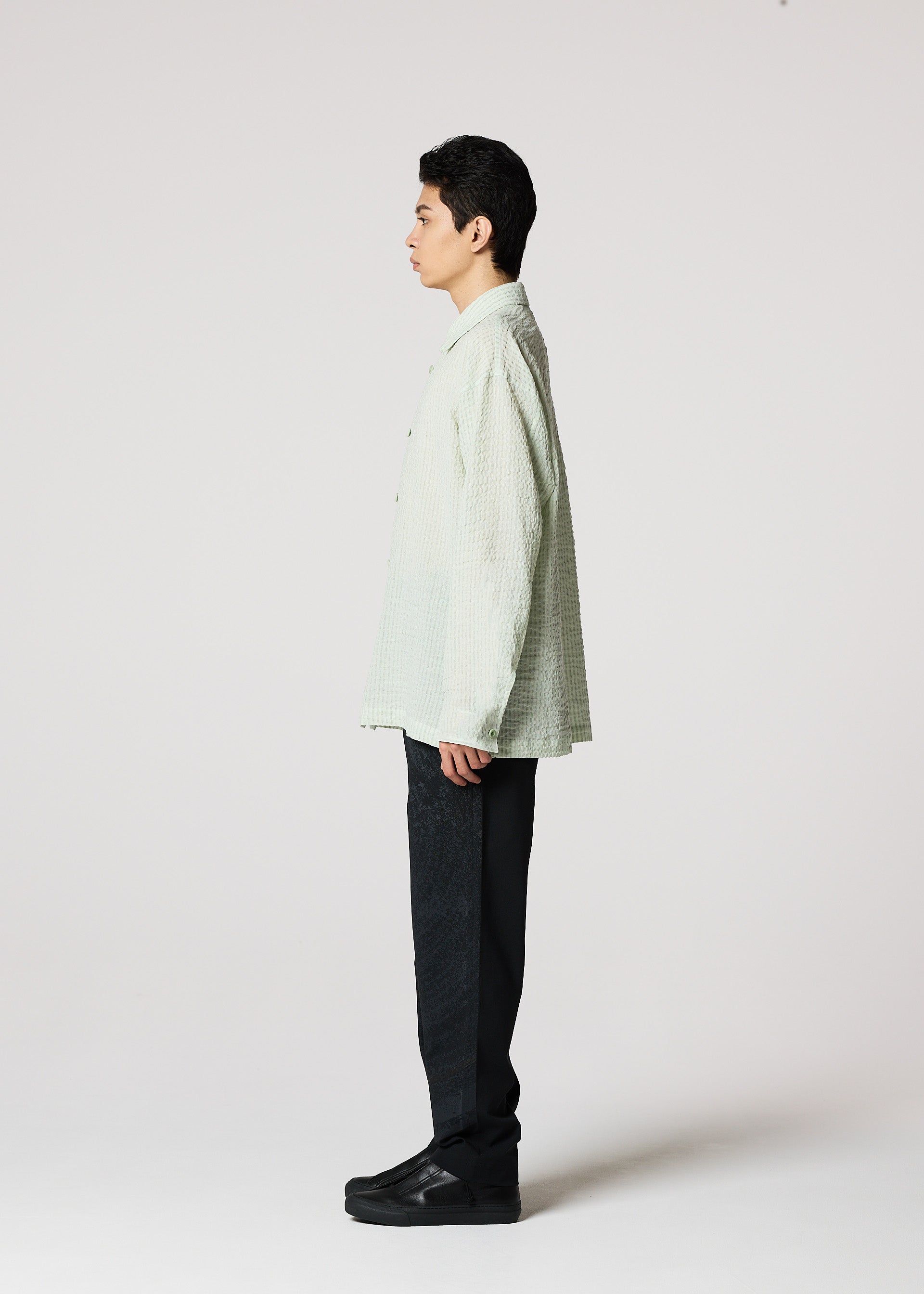 STRIPE LINEN SHRINK – isseymiyake.com