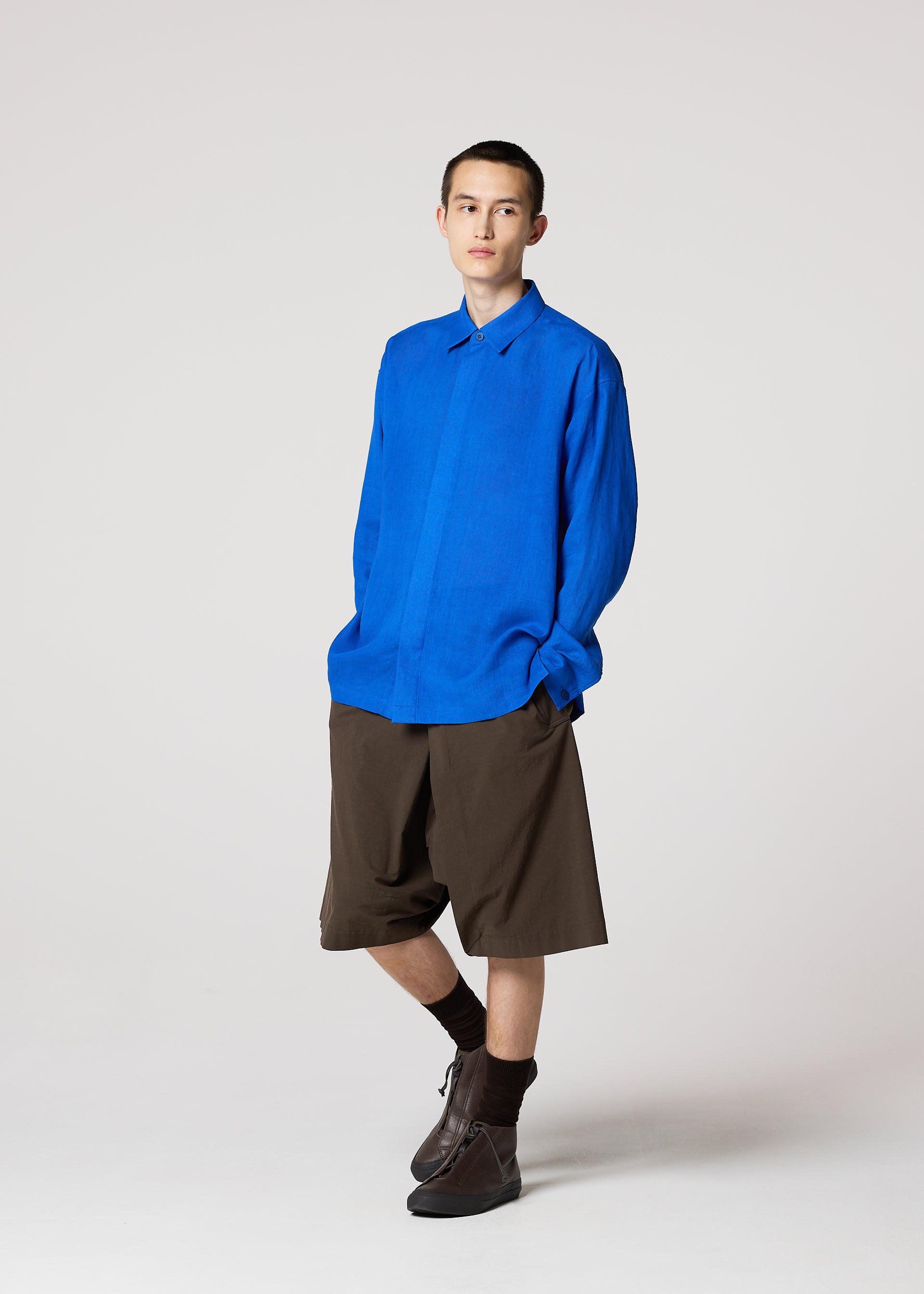 FLOATING LINEN – isseymiyake.com