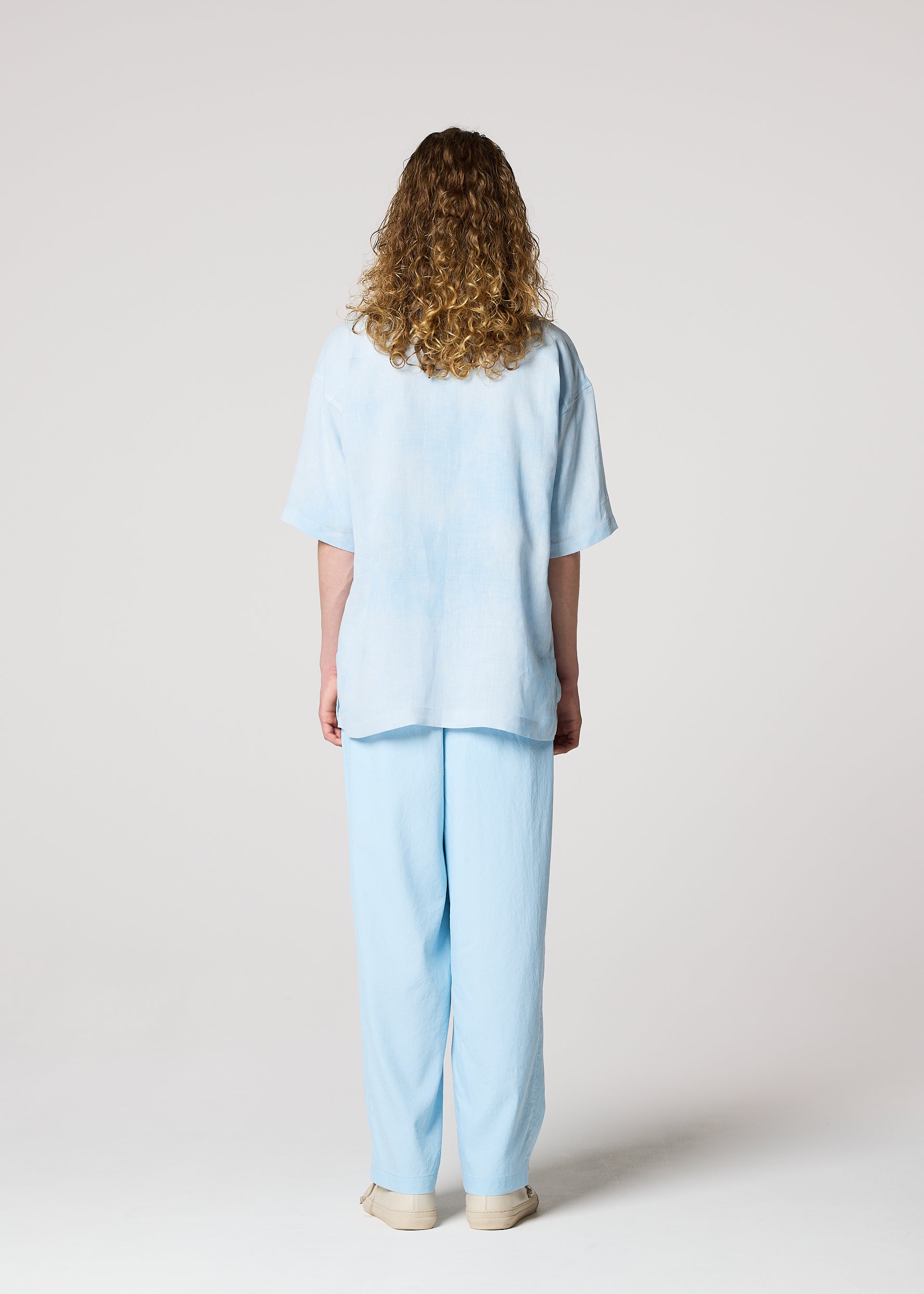FLOATING LINEN、メンズ_トップス_シャツ、着用画像3