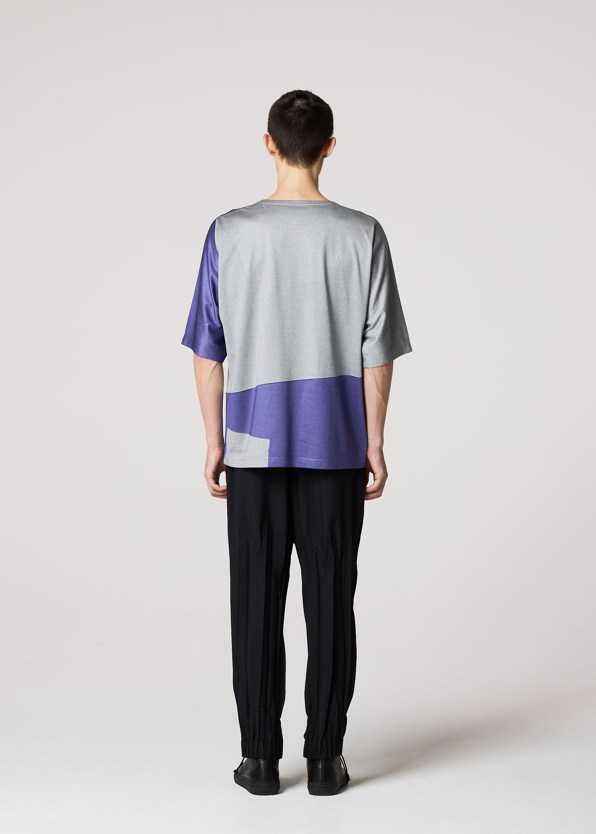 GEOMETRY PLATING JERSEY、メンズ_トップス_トップ、着用画像3