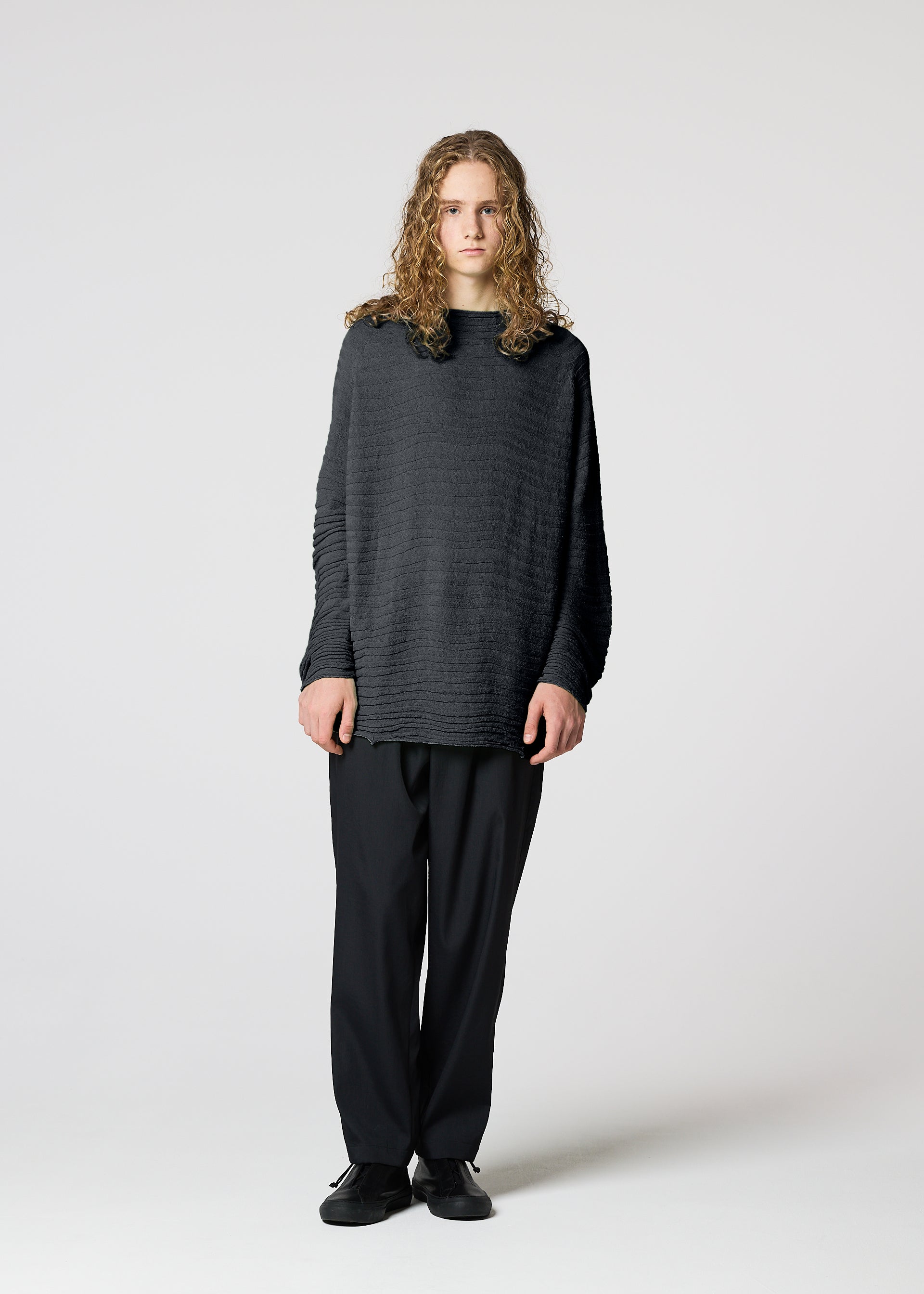 ENGRAVE KNIT – isseymiyake.com