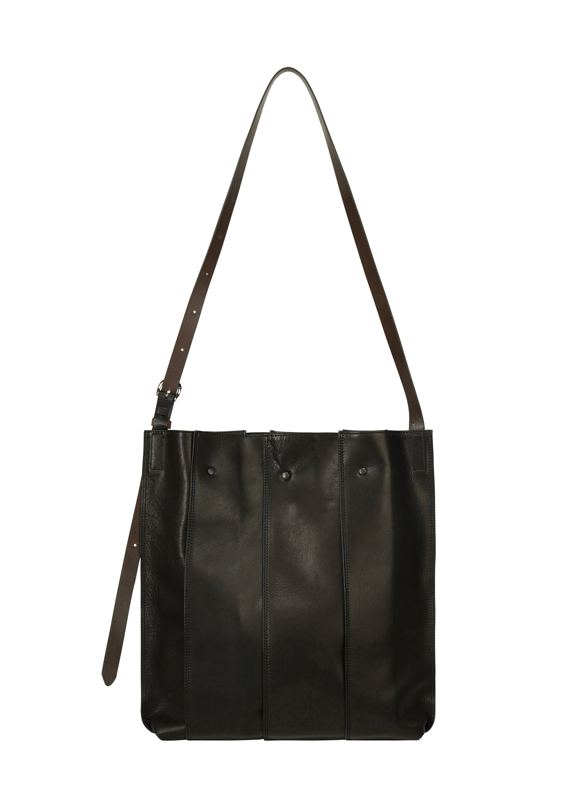 ISSEY MIYAKE プリーツ ショルダーバッグ 黒 レザーバックル LEATHER PLEATS – isseymiyake.com
