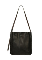 LEATHER PLEATS、バッグ&財布_ショルダーバッグ、ディテール画像2