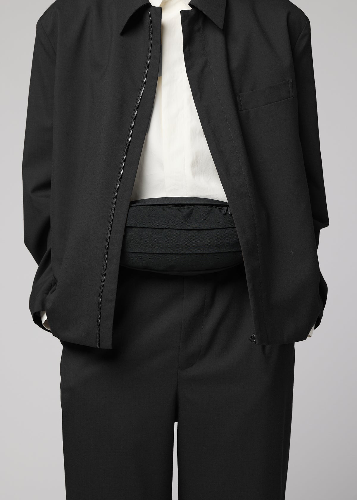 CUMMERBUND BAG、バッグ&財布_ショルダーバッグ、着用画像2