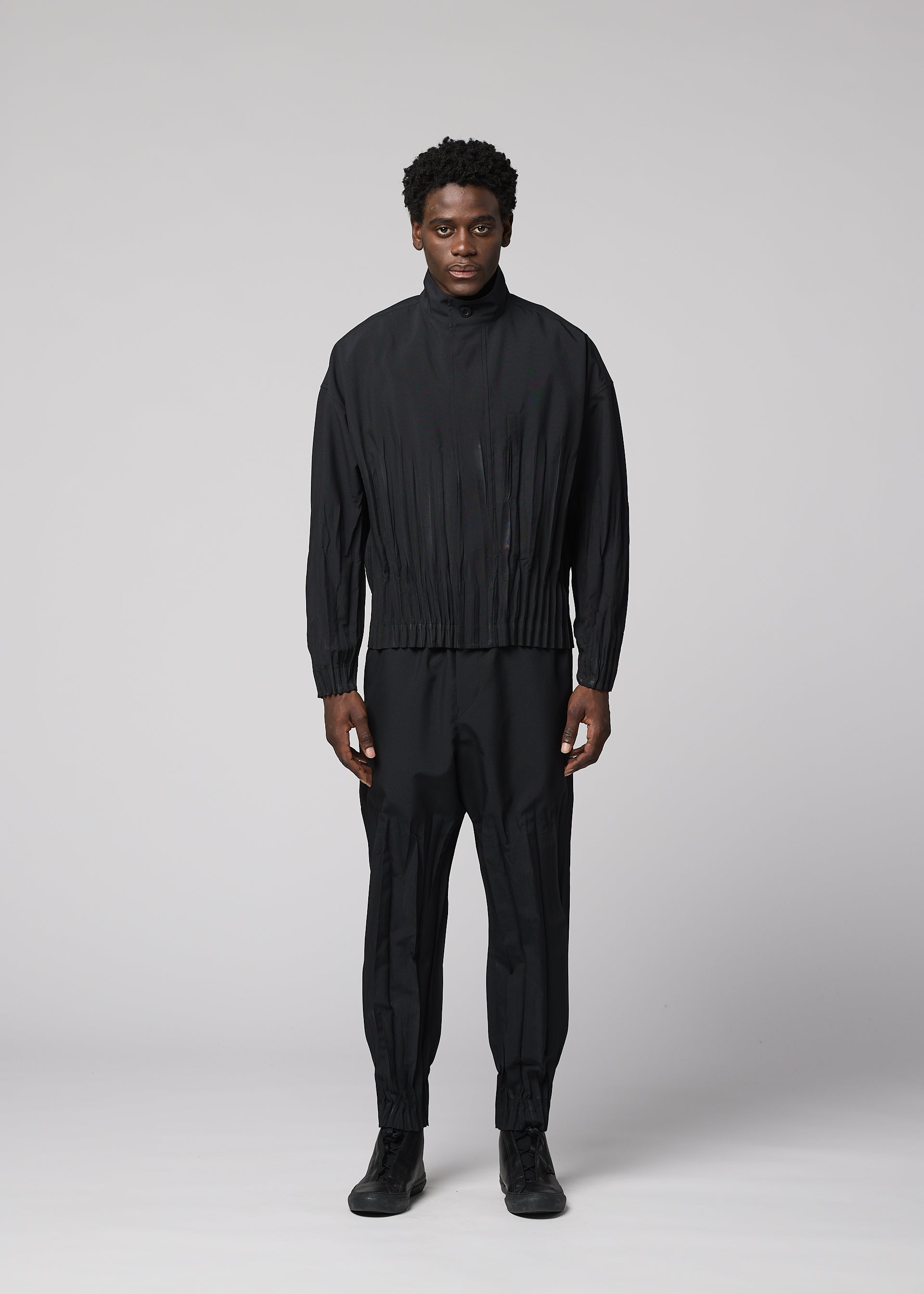 メンズ – Page 3 – isseymiyake.com