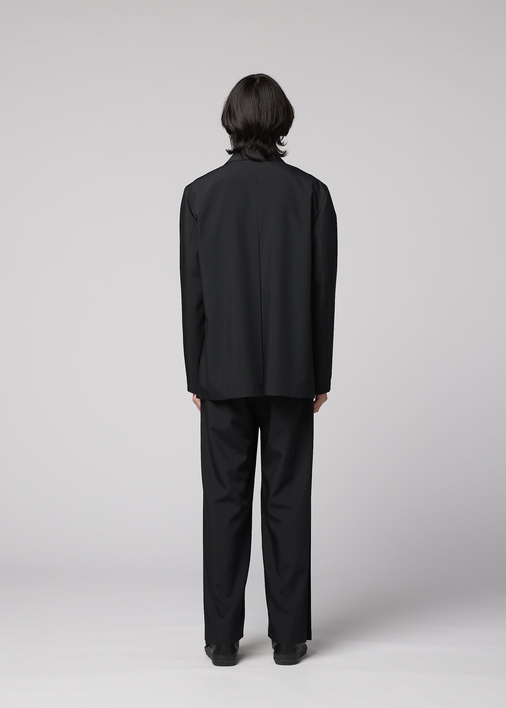 WINGS BLACK – isseymiyake.com