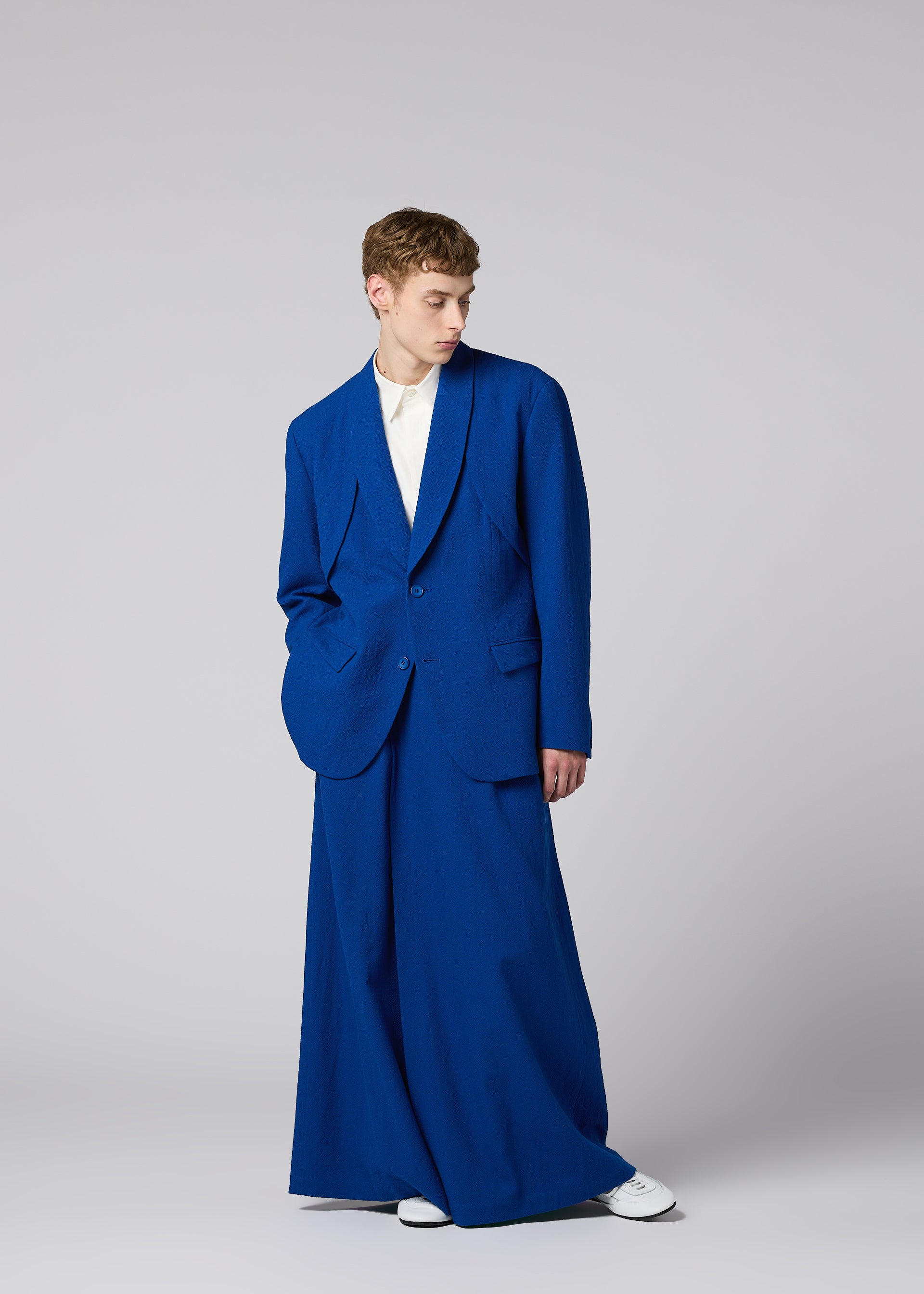 SHRINK WOOL – isseymiyake.com