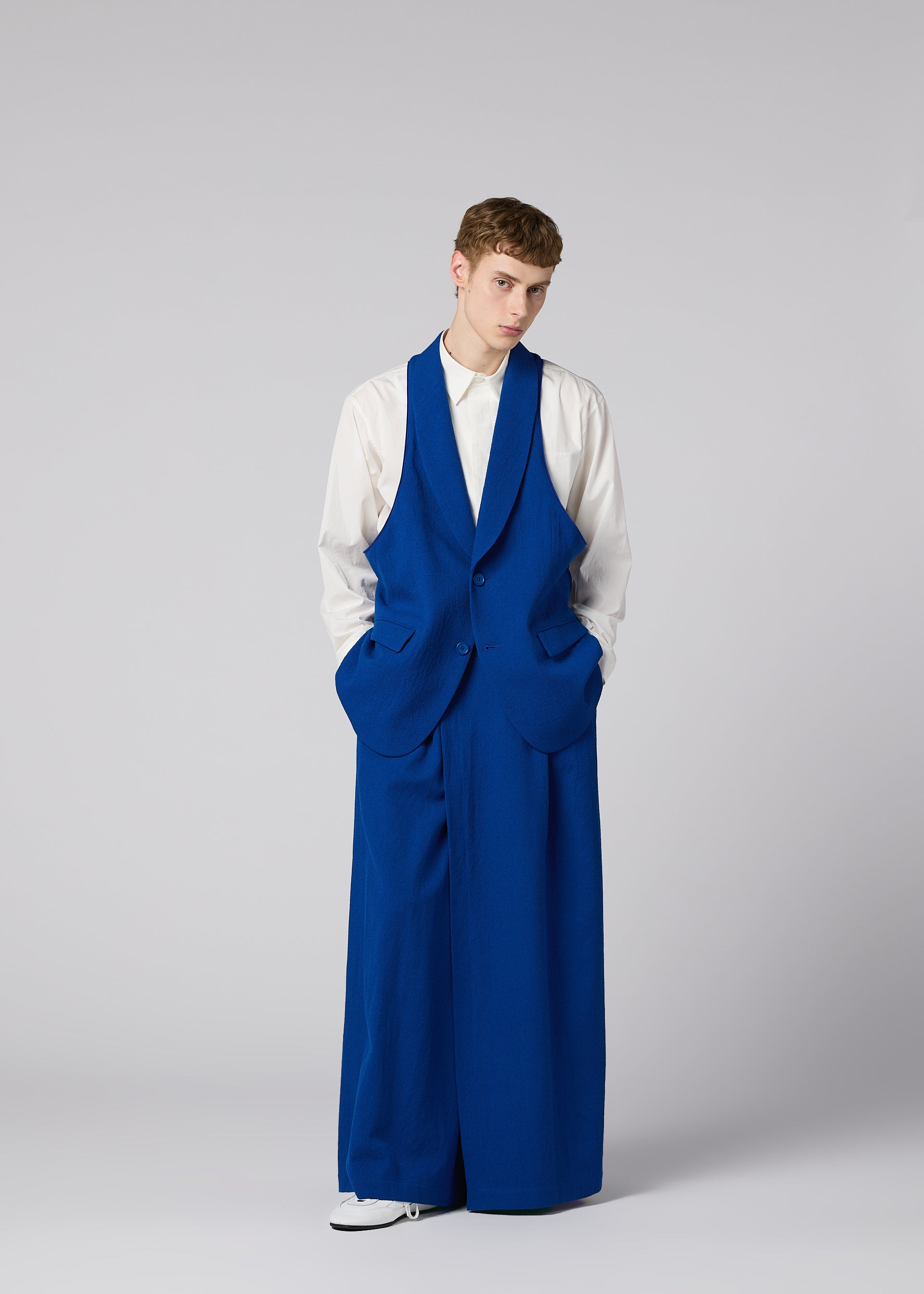 SHRINK WOOL – isseymiyake.com
