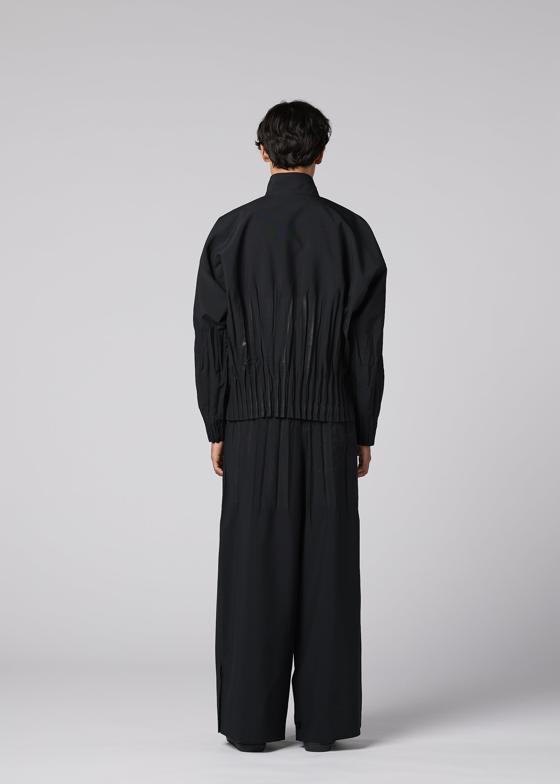 WAFT BLACK – isseymiyake.com