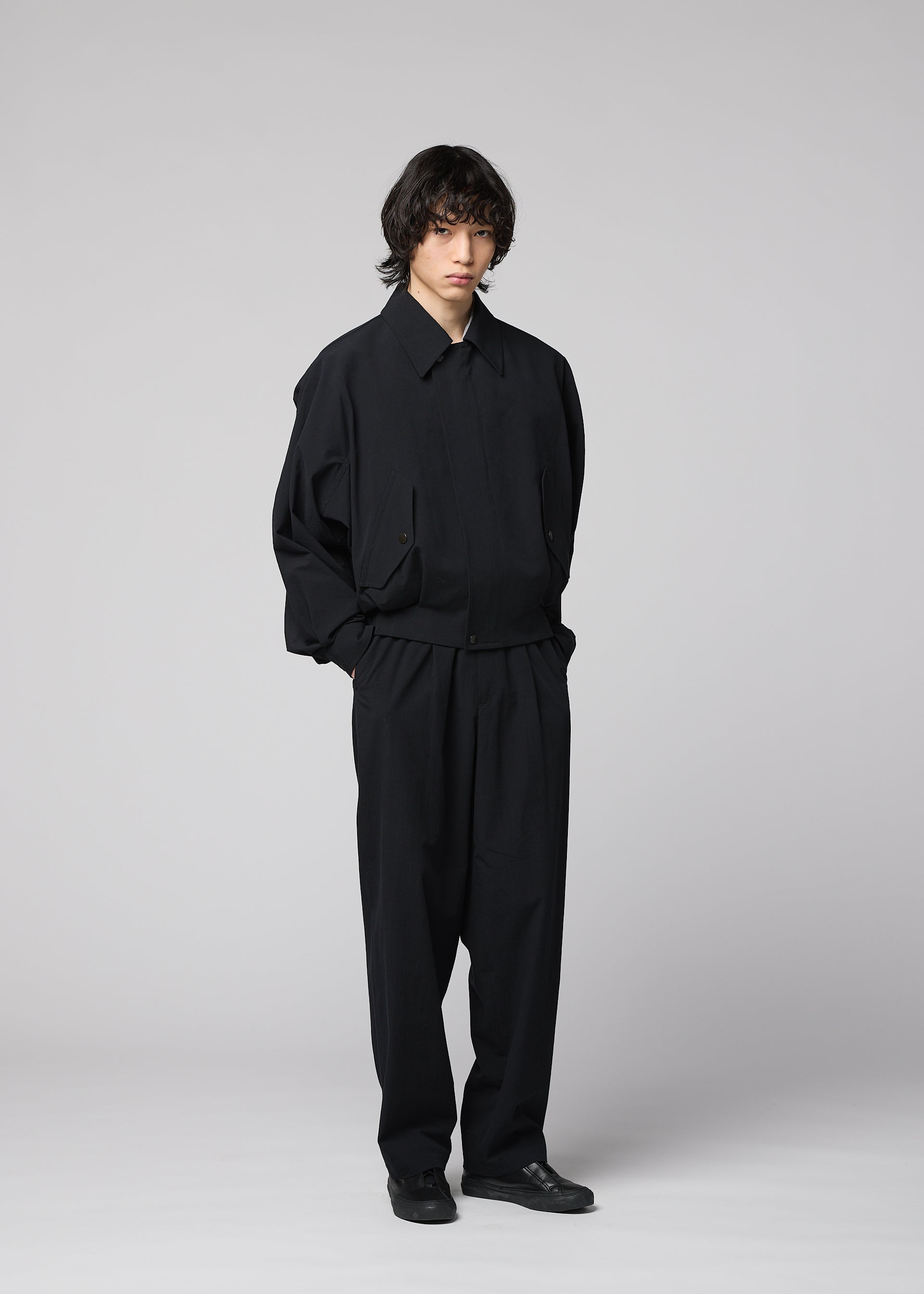 イッセイミヤケメンISSEY MIYAKE MEN アウトシームコットンテーパードパンツ オフベージュL COMFORT COTTON – isseymiyake.com