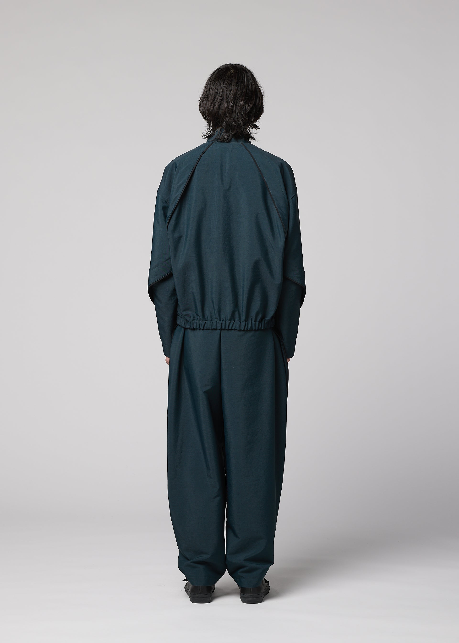 FLUENT – isseymiyake.com