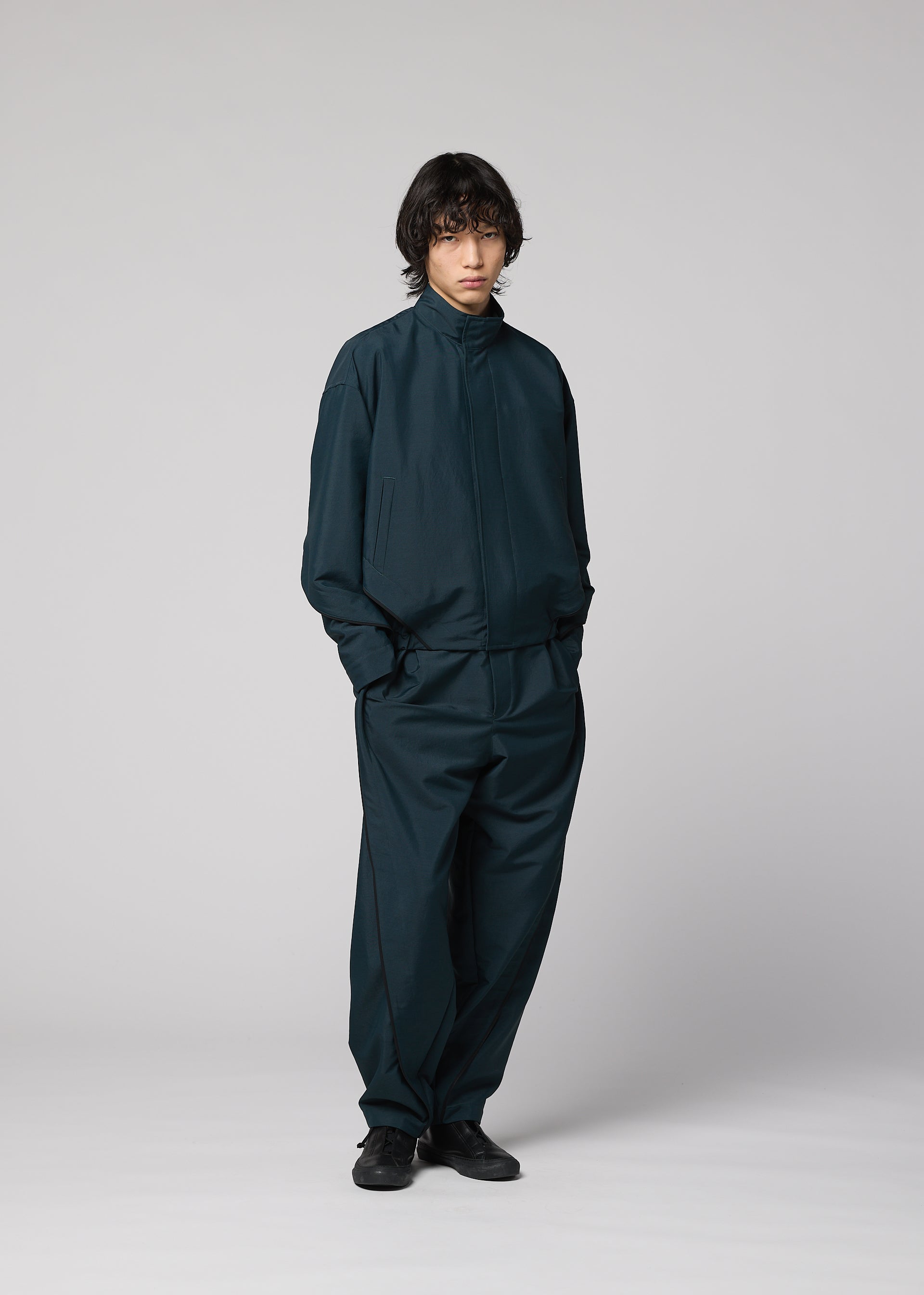 FLUENT – isseymiyake.com