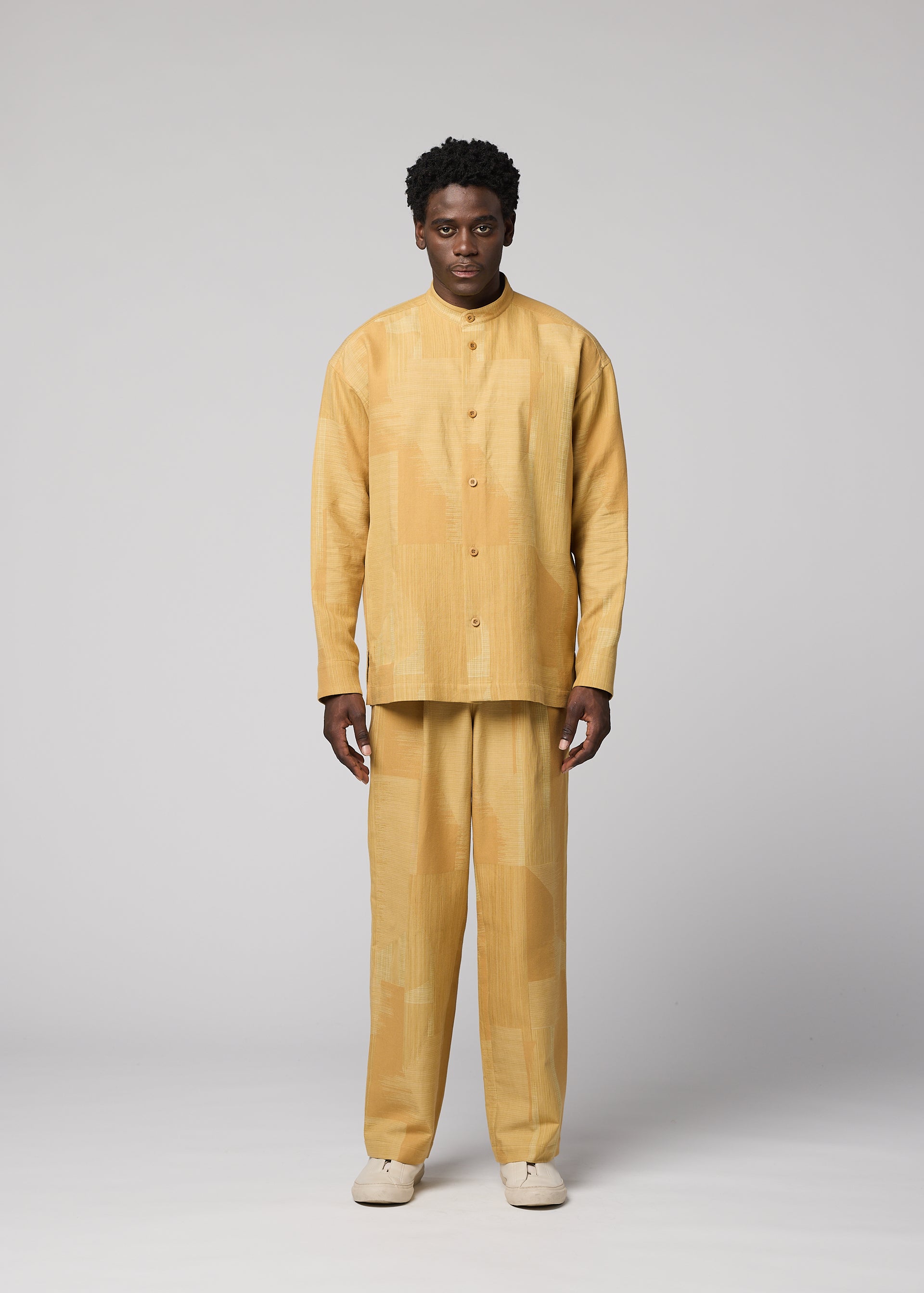 メンズ／パンツ – isseymiyake.com