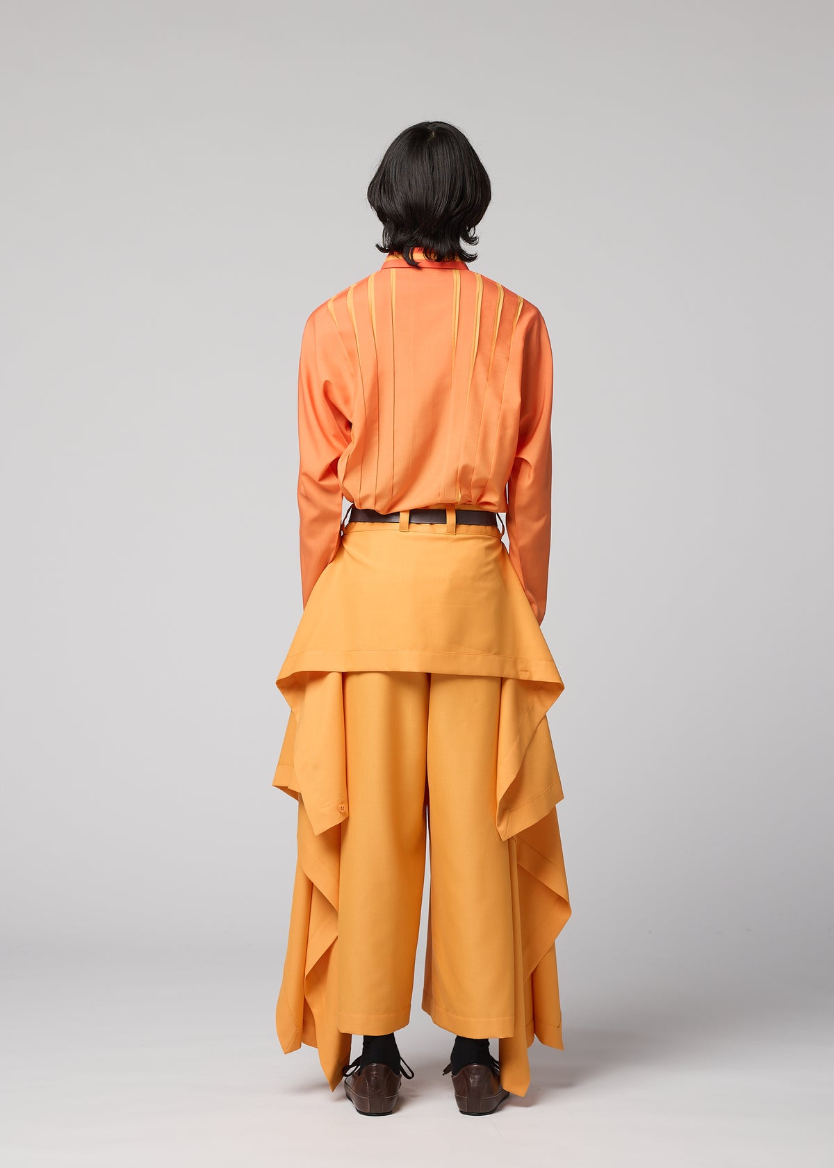 BREEZE DRAPE、メンズ_パンツ、着用画像3
