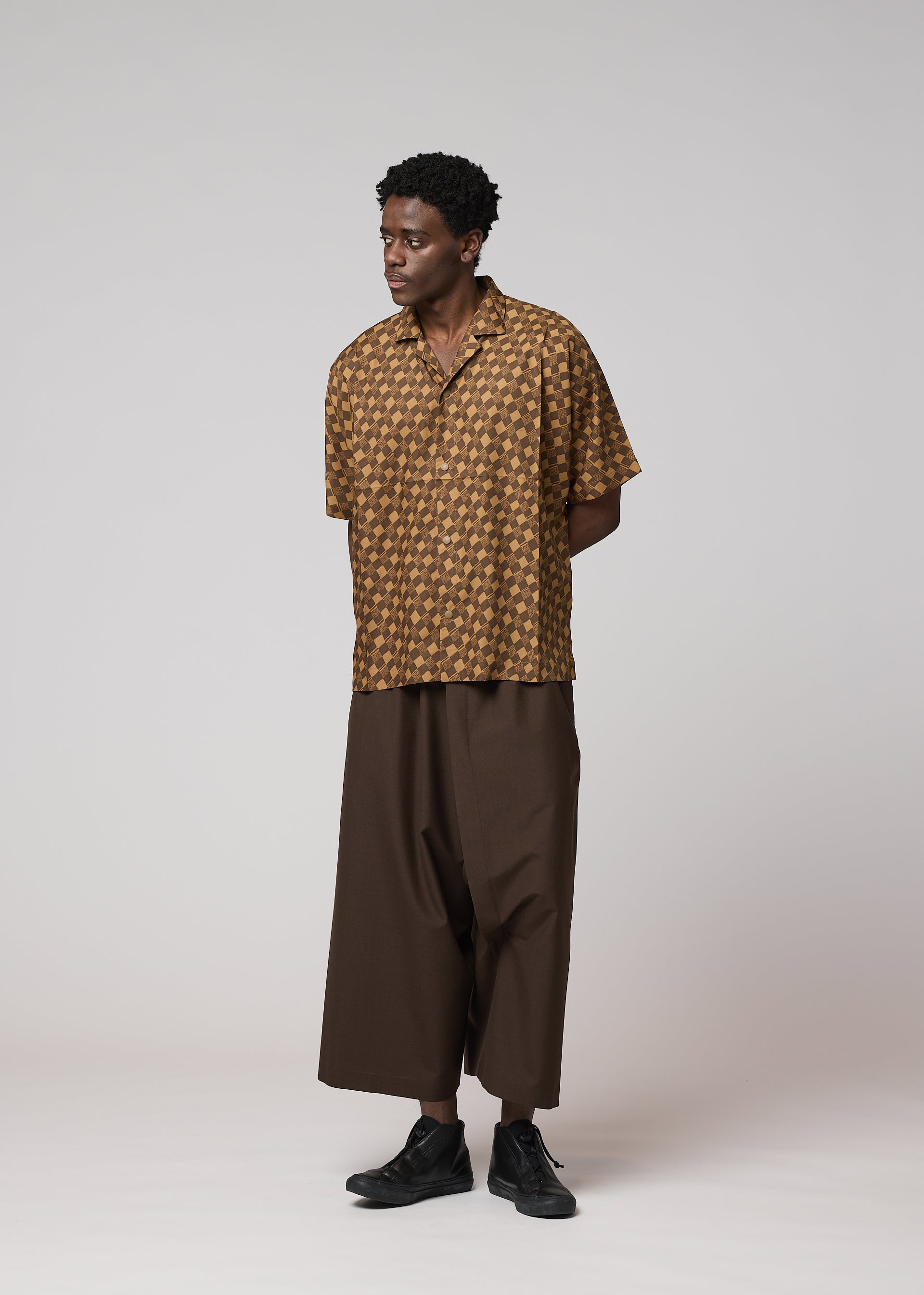TIE PATTERN SHIRT – isseymiyake.com