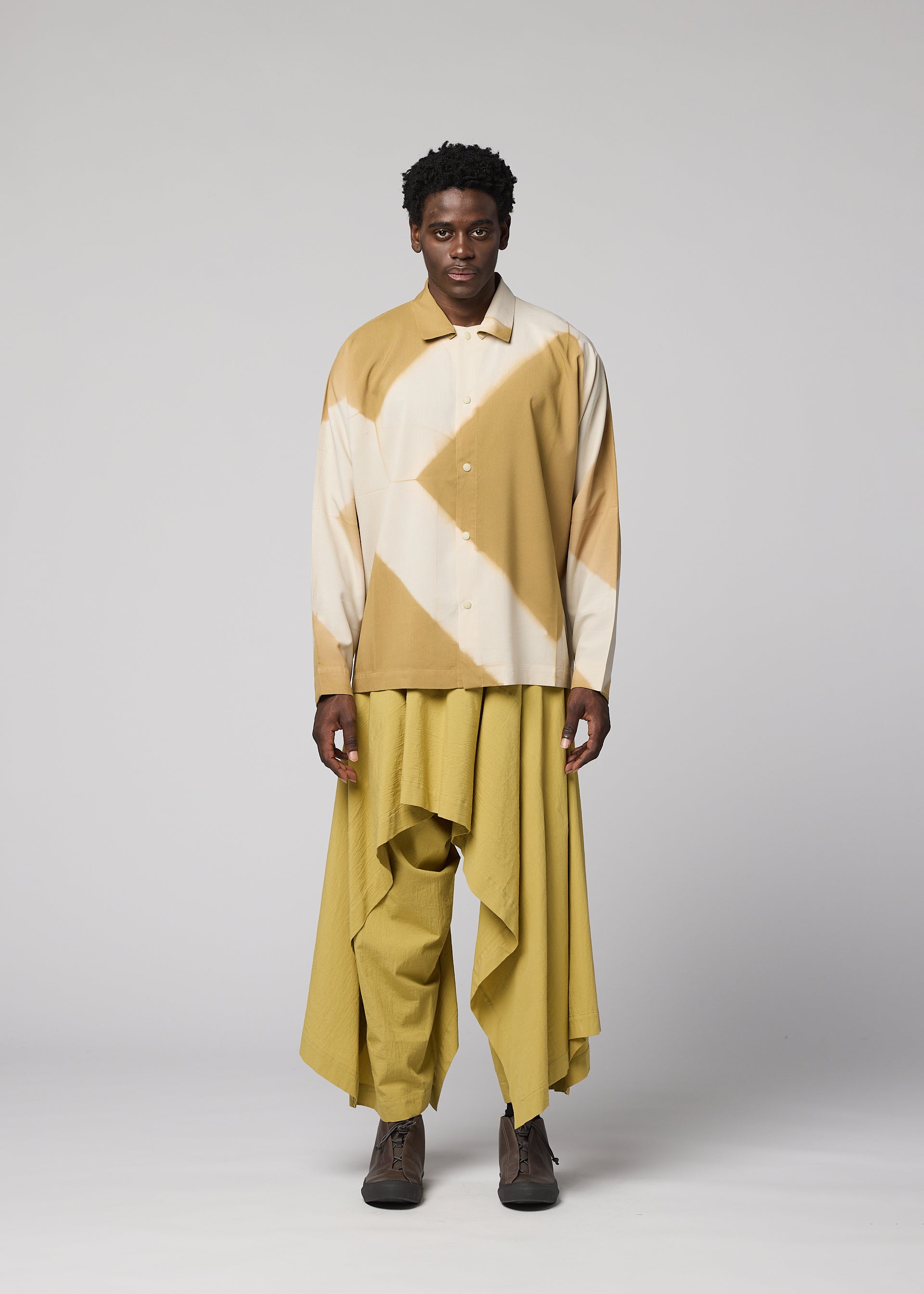 メンズ／トップス – isseymiyake.com