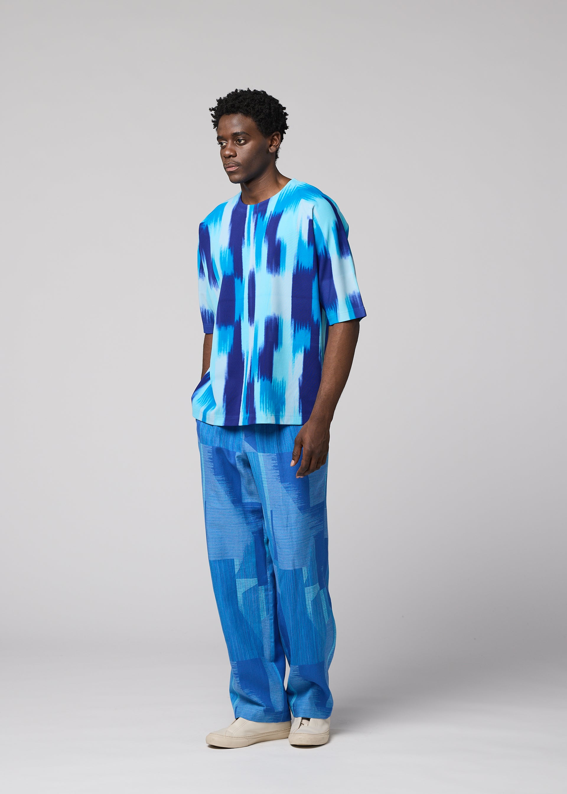 FLAT DYE T、メンズ_トップス_トップ、着用画像4