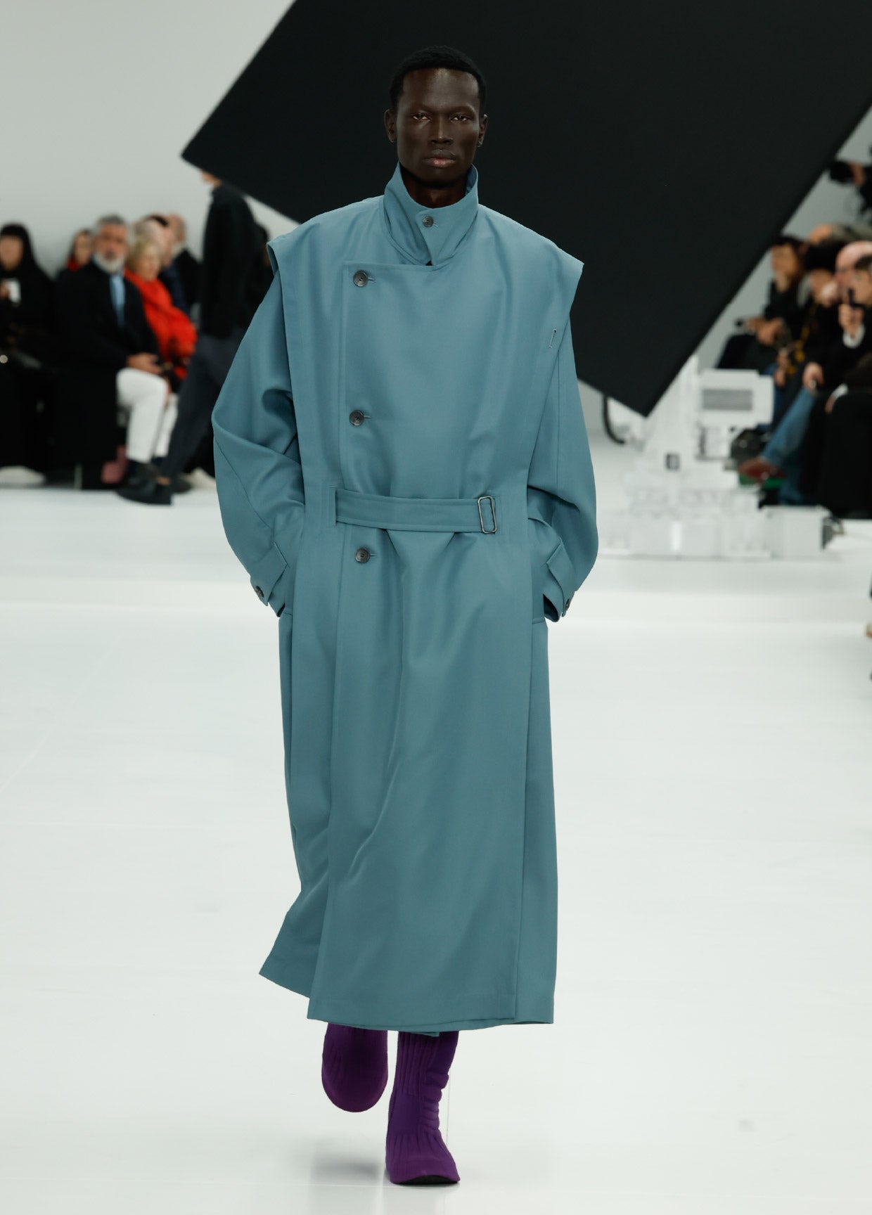 IM MEN AUTUMN WINTER 2025/26 コレクション 32 – isseymiyake.com
