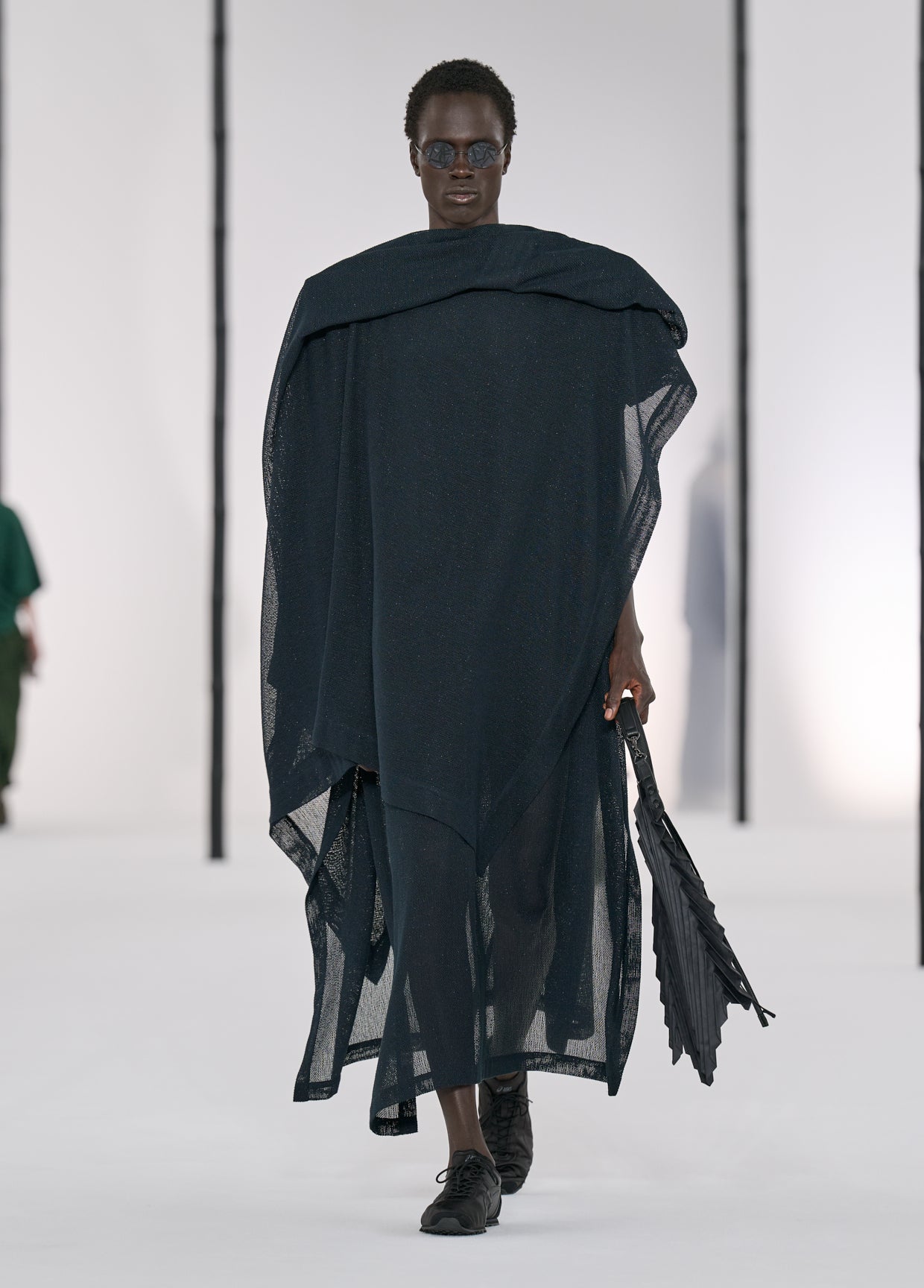 IM MEN SPRING SUMMER 2027 コレクション 30 – isseymiyake.com