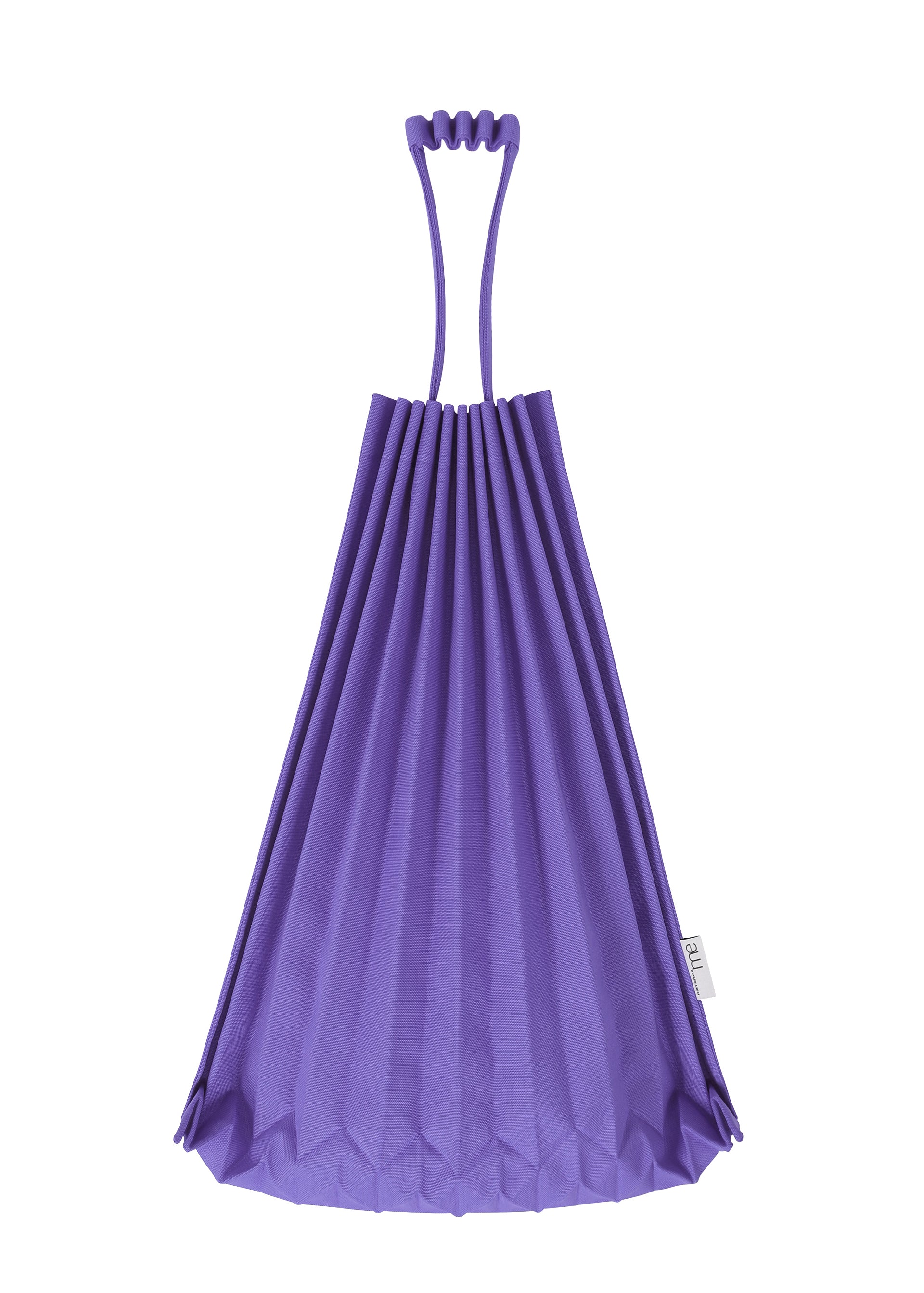 【me ISSEY MIYAKE】TRUNK PLEATS BAG チャコール