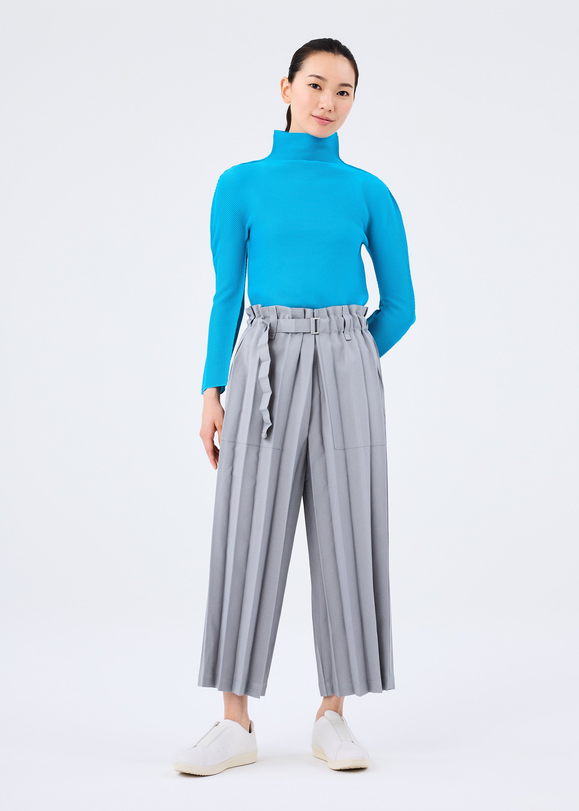 STRETCH PLEATS 2 – isseymiyake.com