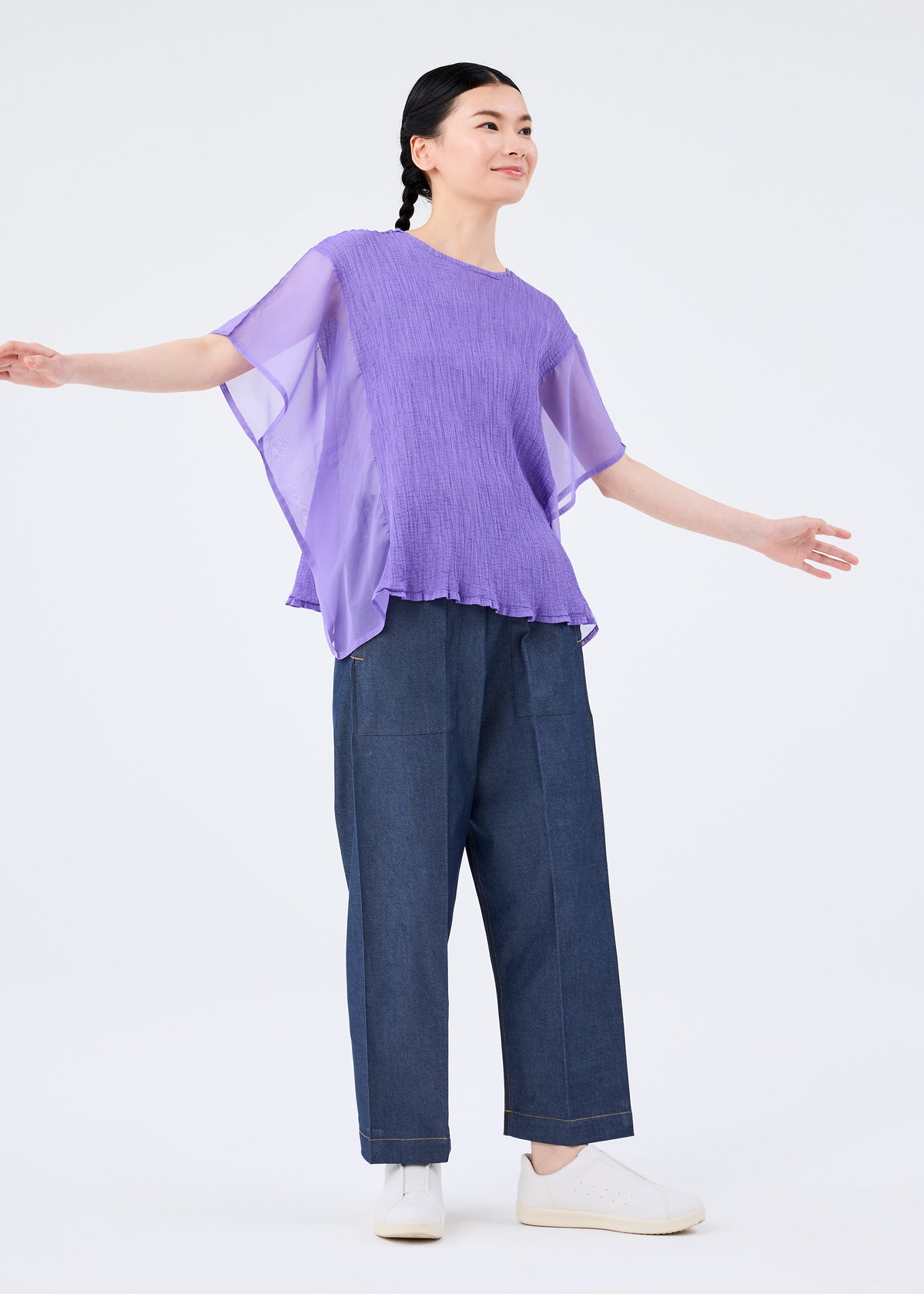 SHEER SEE-THROUGH CREPE – isseymiyake.com
